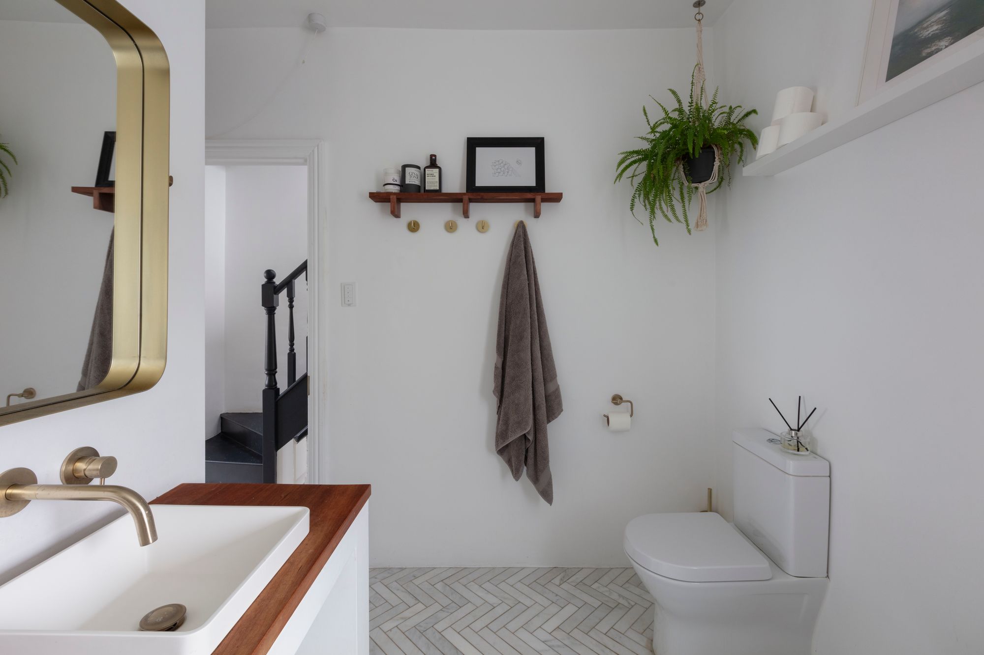 4 bed terraced house for sale in St. Mary's Road, Leyton, London, E10  - Property Image 33