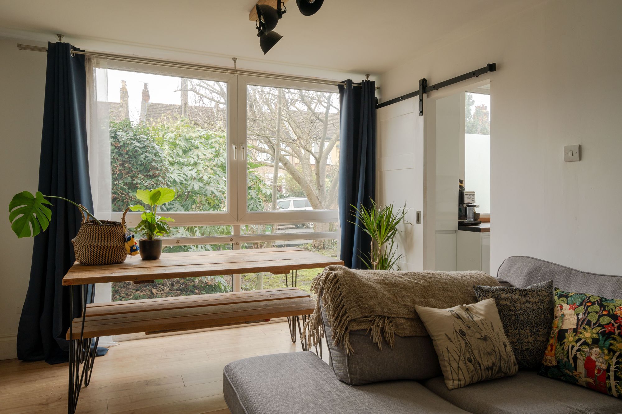 1 bed apartment for sale in Stanley House, Hainault Road, Upper Leytonstone, E11  - Property Image 3