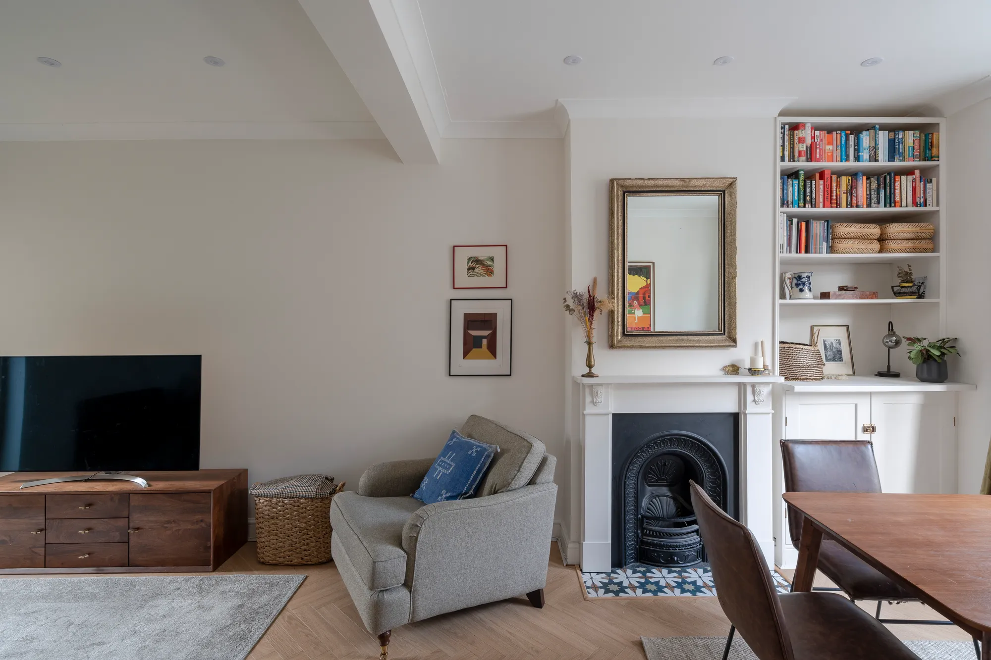 3 bed mid-terraced house for sale in Elm Road, Leytonstone, London, E11 - Property Image 4