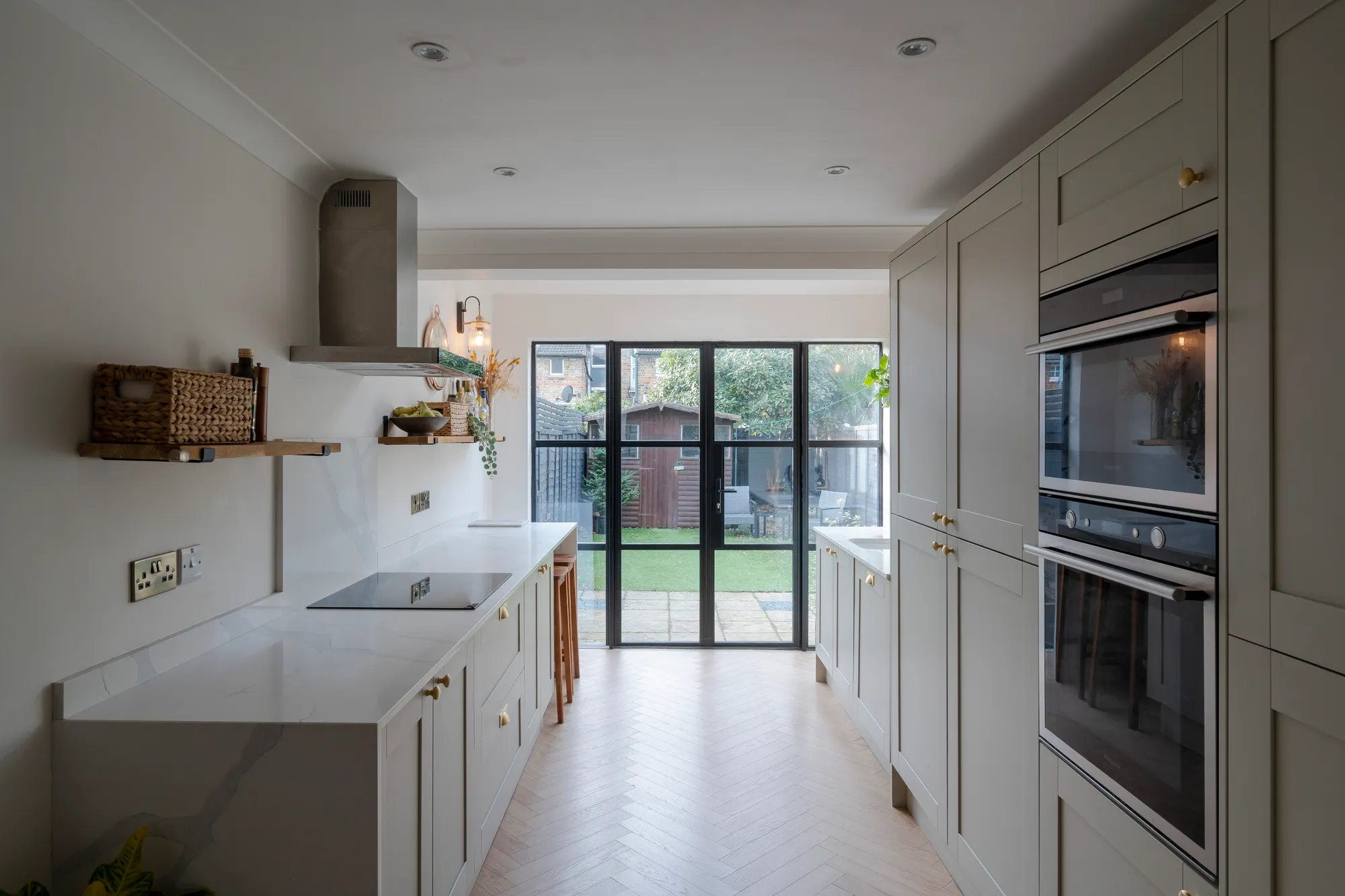 3 bed mid-terraced house for sale in Elm Road, Leytonstone, London, E11 - Property Image 2