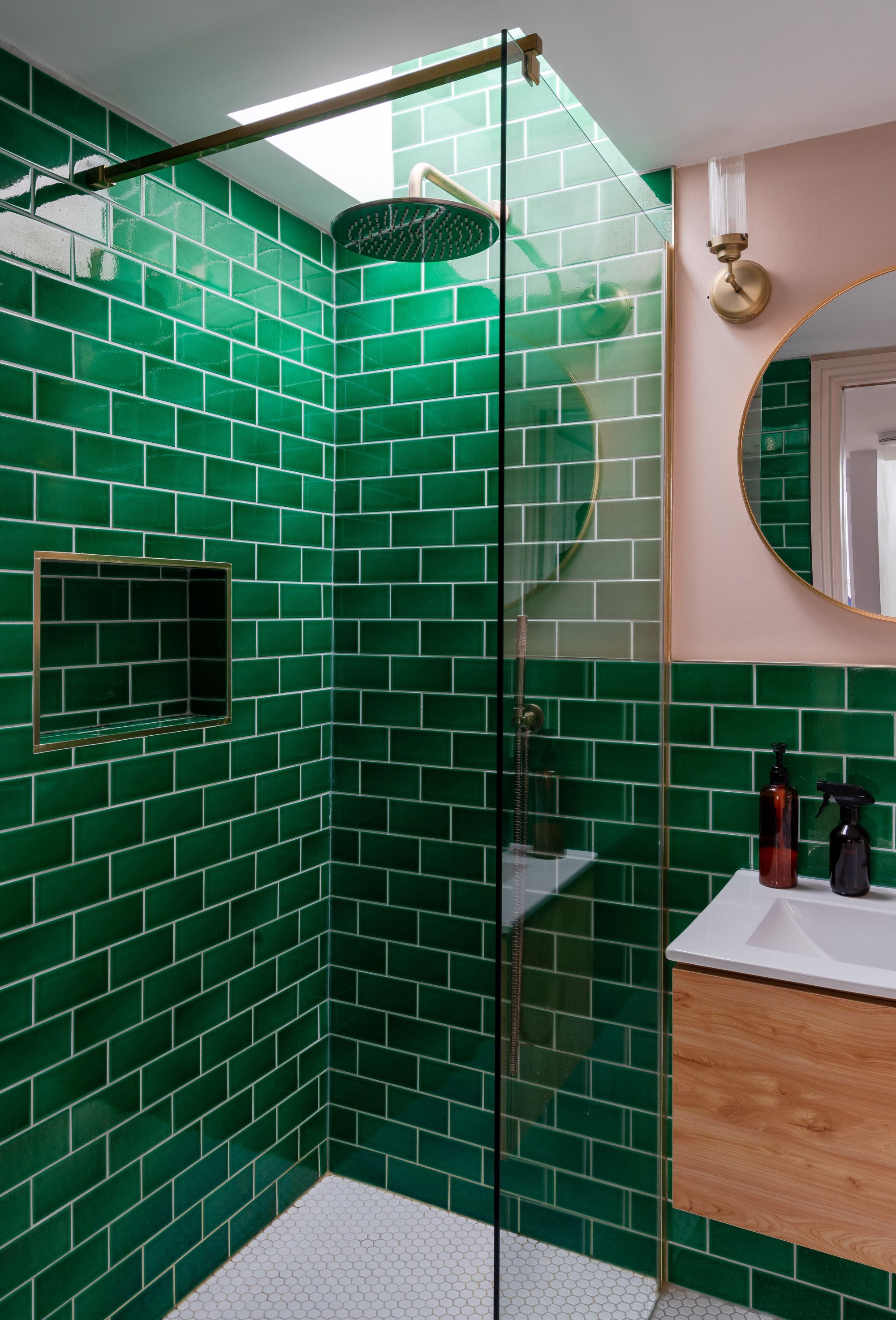 4 bed end of terrace house for sale in Cheneys Road, Leytonstone, London, E11  - Property Image 34