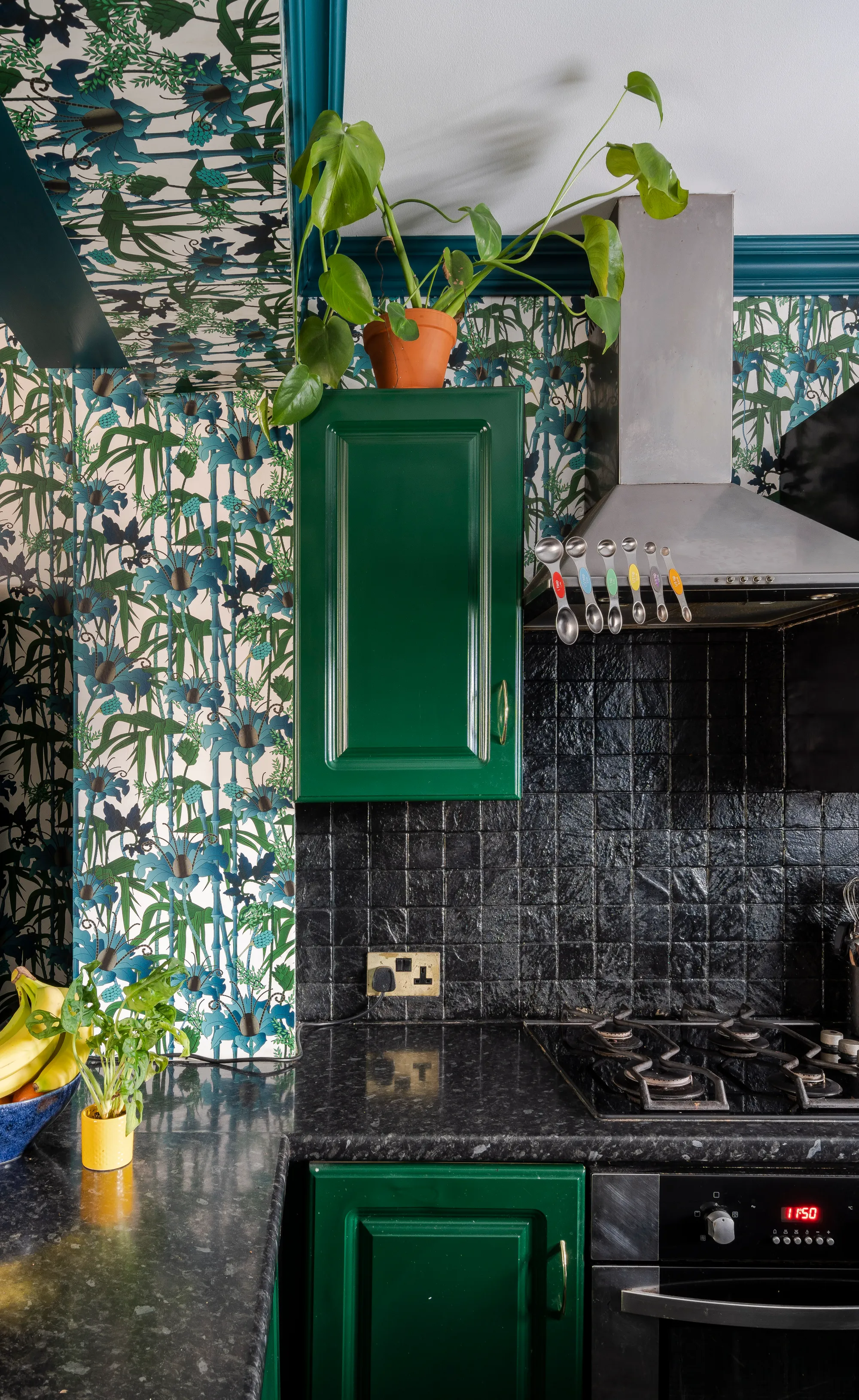 5 bed mid-terraced house for sale in Ruckholt Road, Leyton, London, E10  - Property Image 13