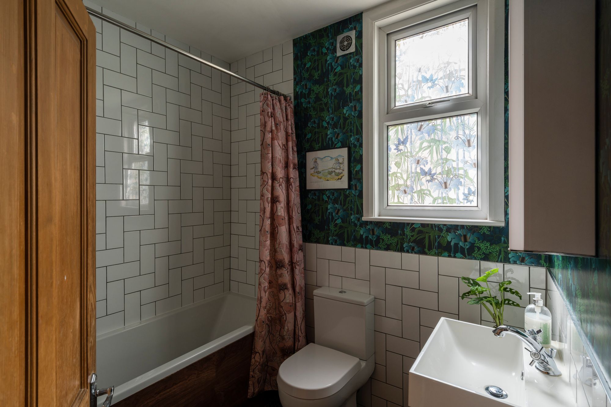 5 bed mid-terraced house for sale in Ruckholt Road, Leyton, London, E10  - Property Image 27