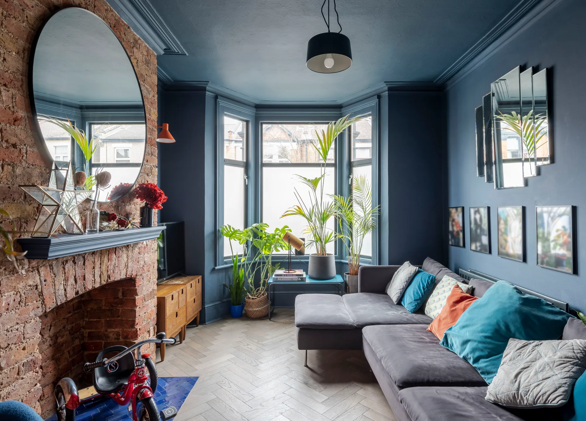 4 bed mid-terraced house for sale in Murchison Road, Leyton, London, E10  - Property Image 2