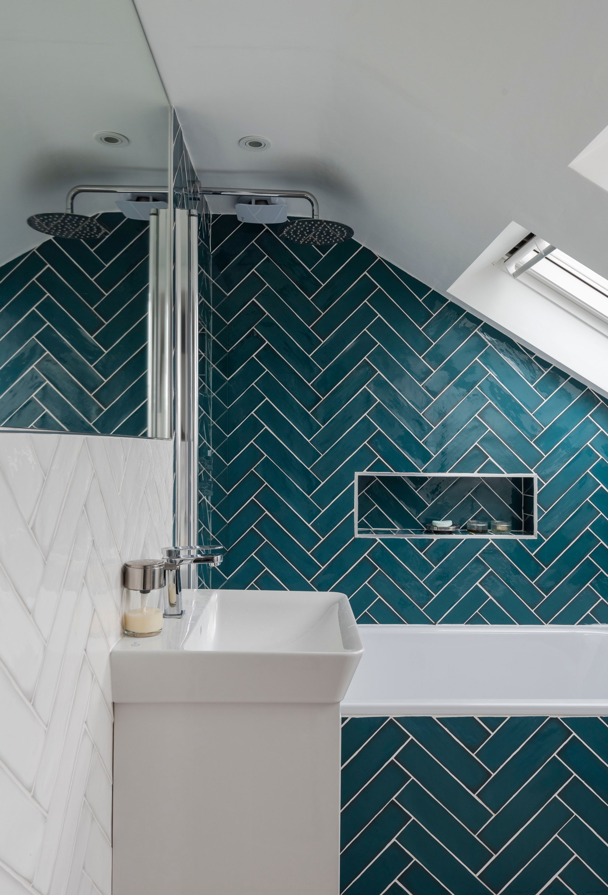 4 bed mid-terraced house for sale in Murchison Road, Leyton, London, E10  - Property Image 38