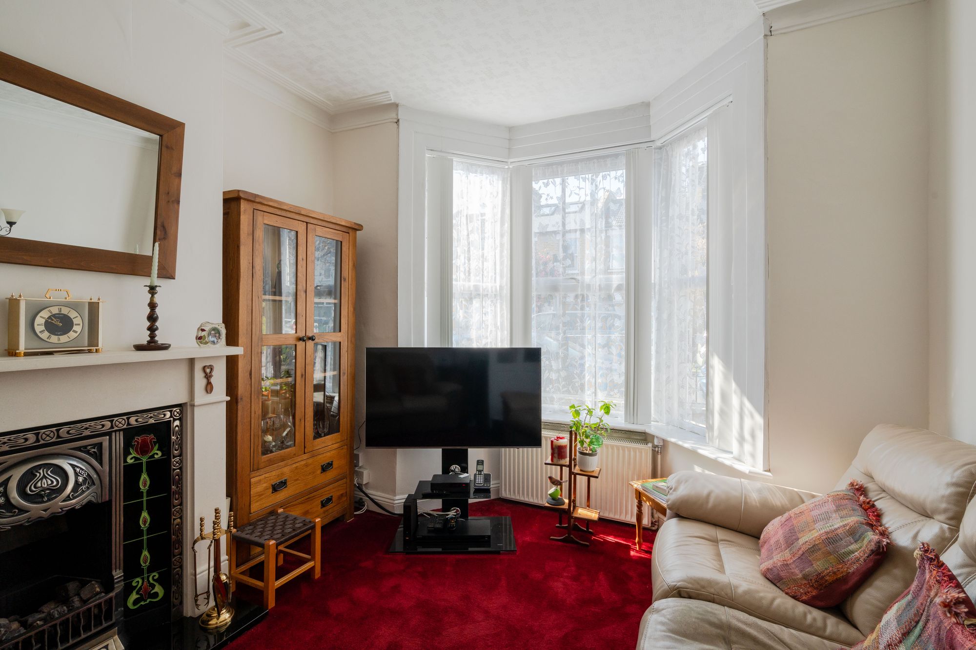 3 bed terraced house for sale in Worsley Road, Leytonstone, London, E11 - Property Image 2