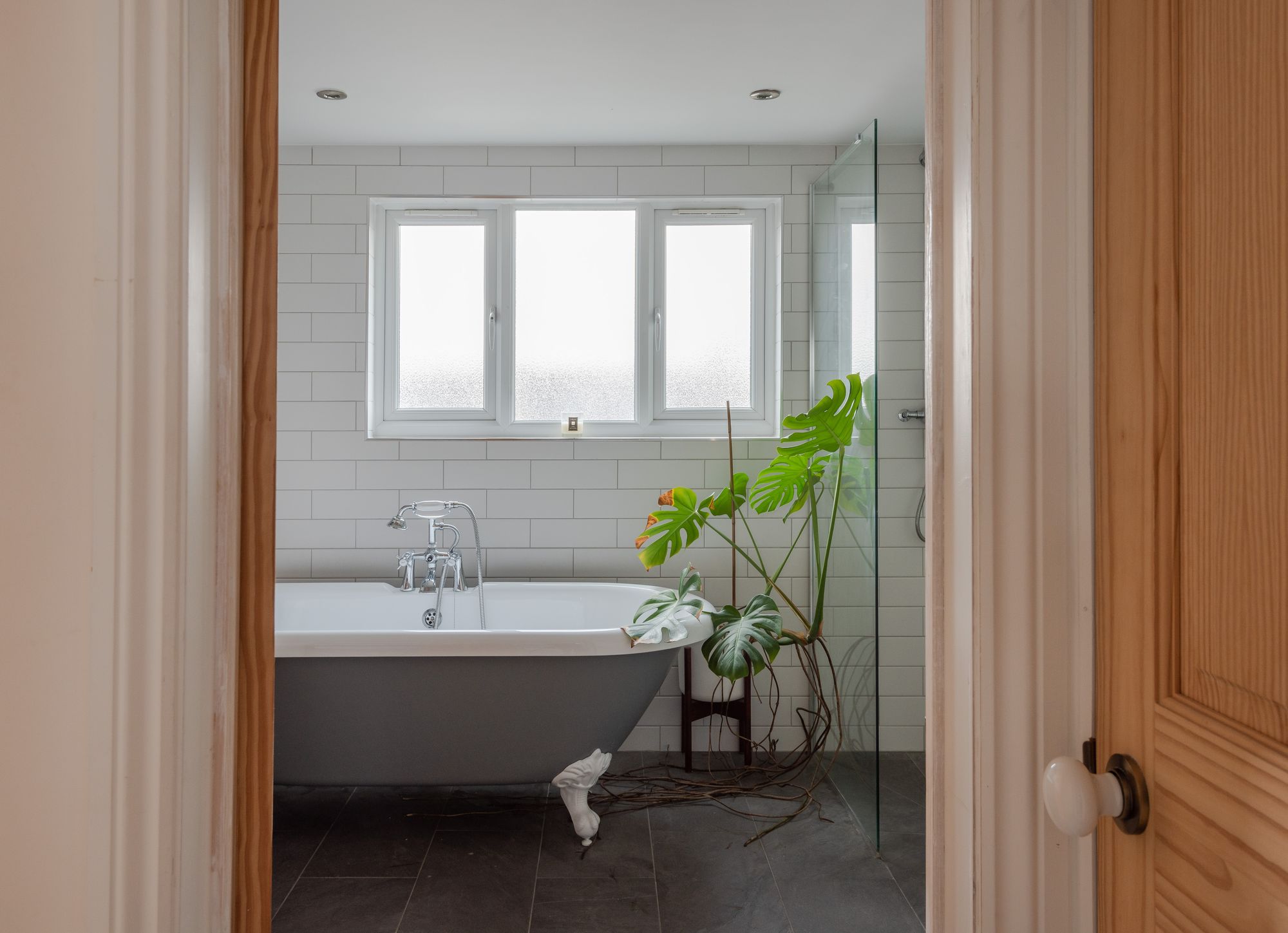 4 bed mid-terraced house for sale in Hampton Road, Leytonstone, London, E11  - Property Image 33