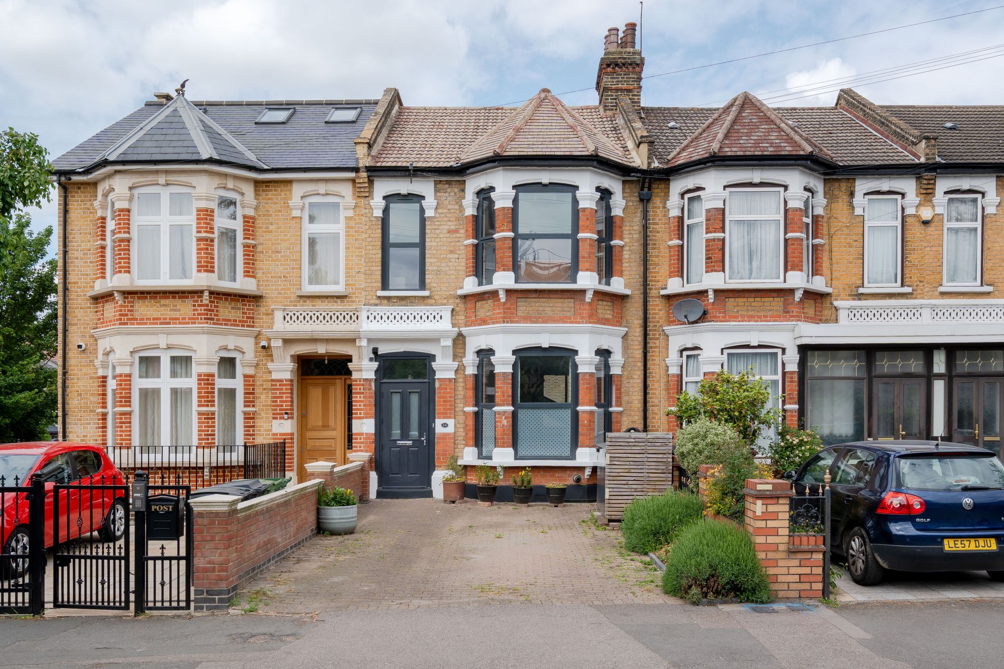 4 bed terraced house for sale in Kingswood Road, Upper Leytonstone, London, E11 - Property Image 2