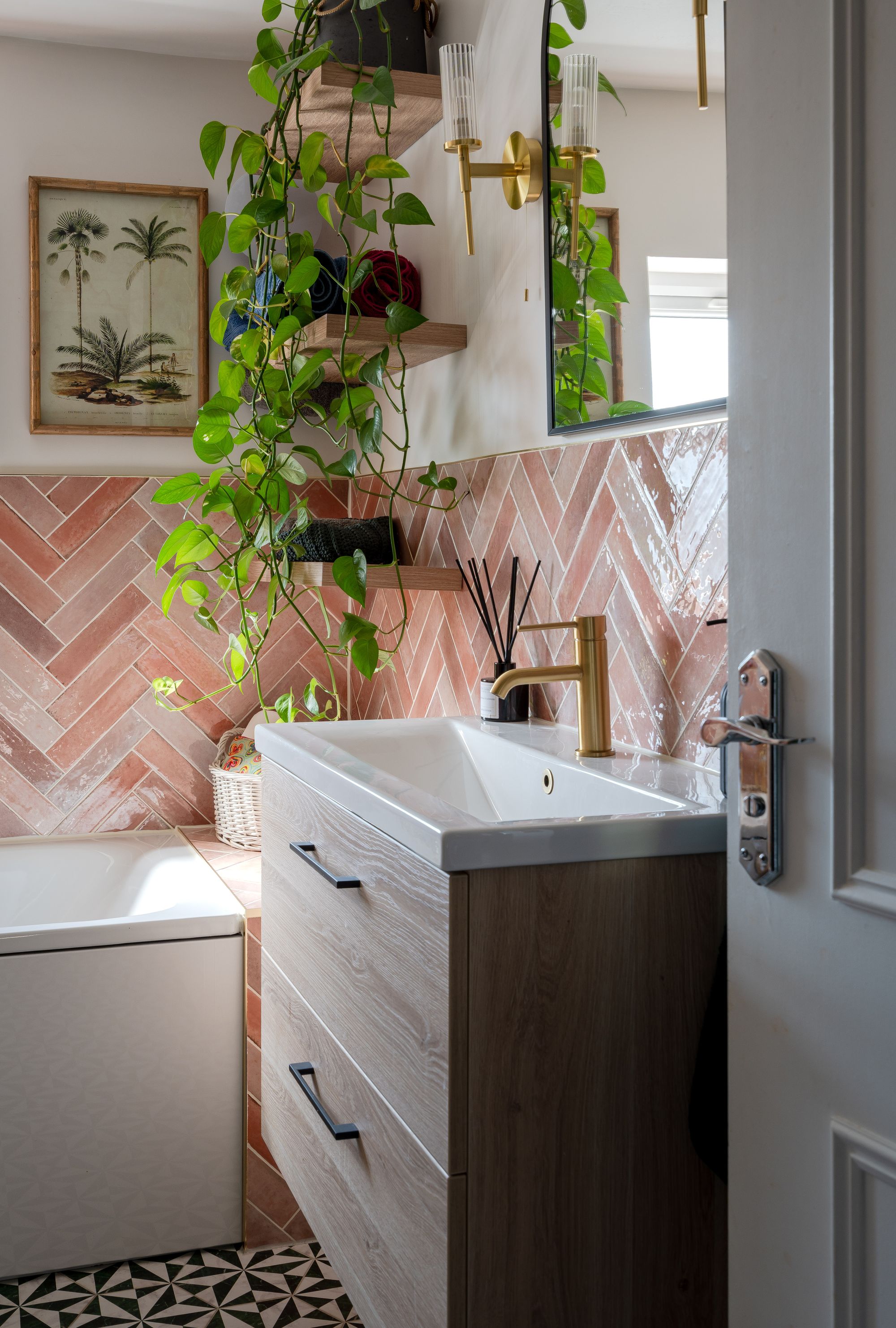 3 bed terraced house for sale in Ash Road, Maryland, London, E15  - Property Image 19