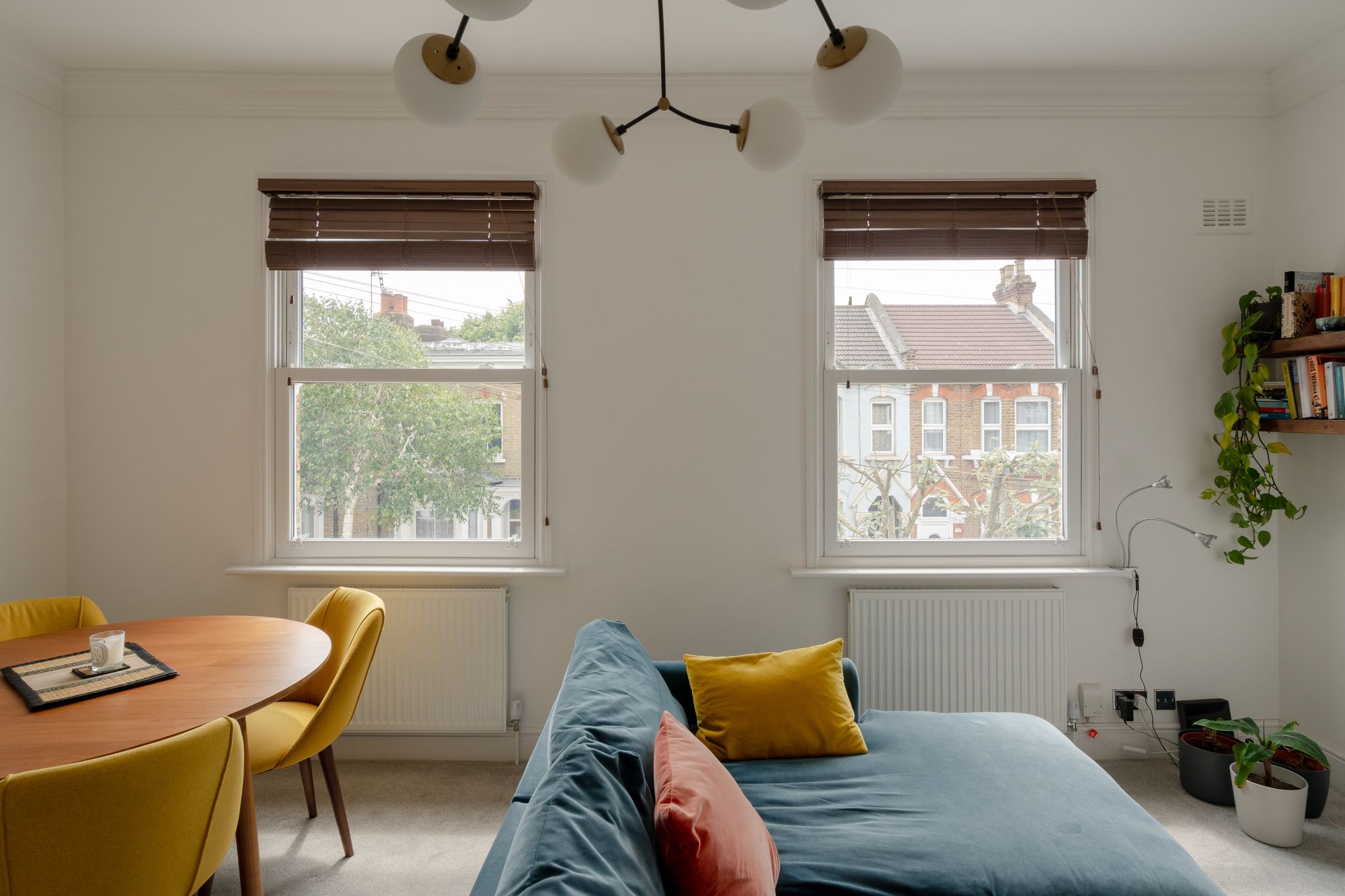 2 bed flat for sale in Ferndale Road, Leytonstone, London, E11  - Property Image 3