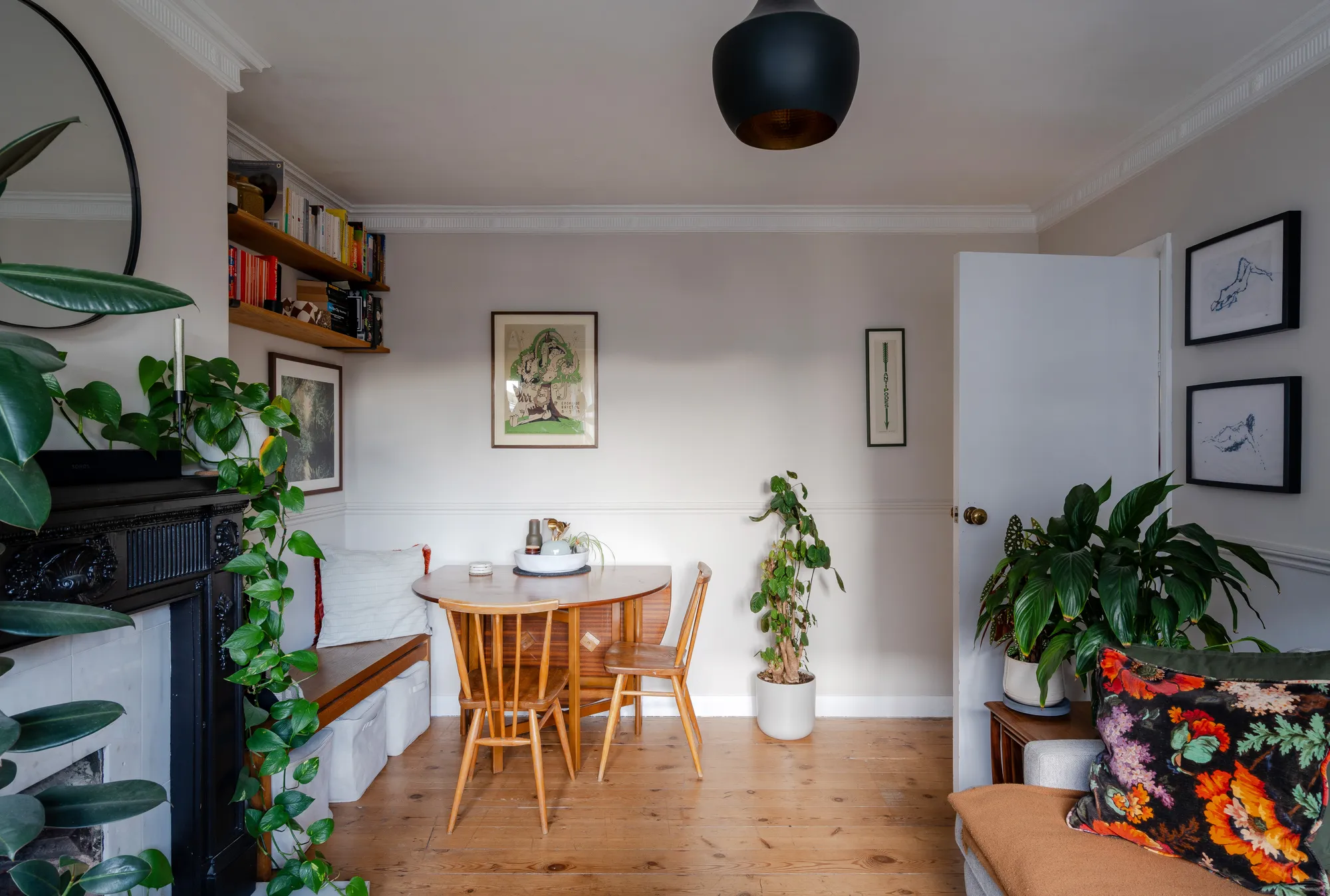 2 bed apartment for sale in Hatfield Road, Maryland, London, E15 - Property Image 3