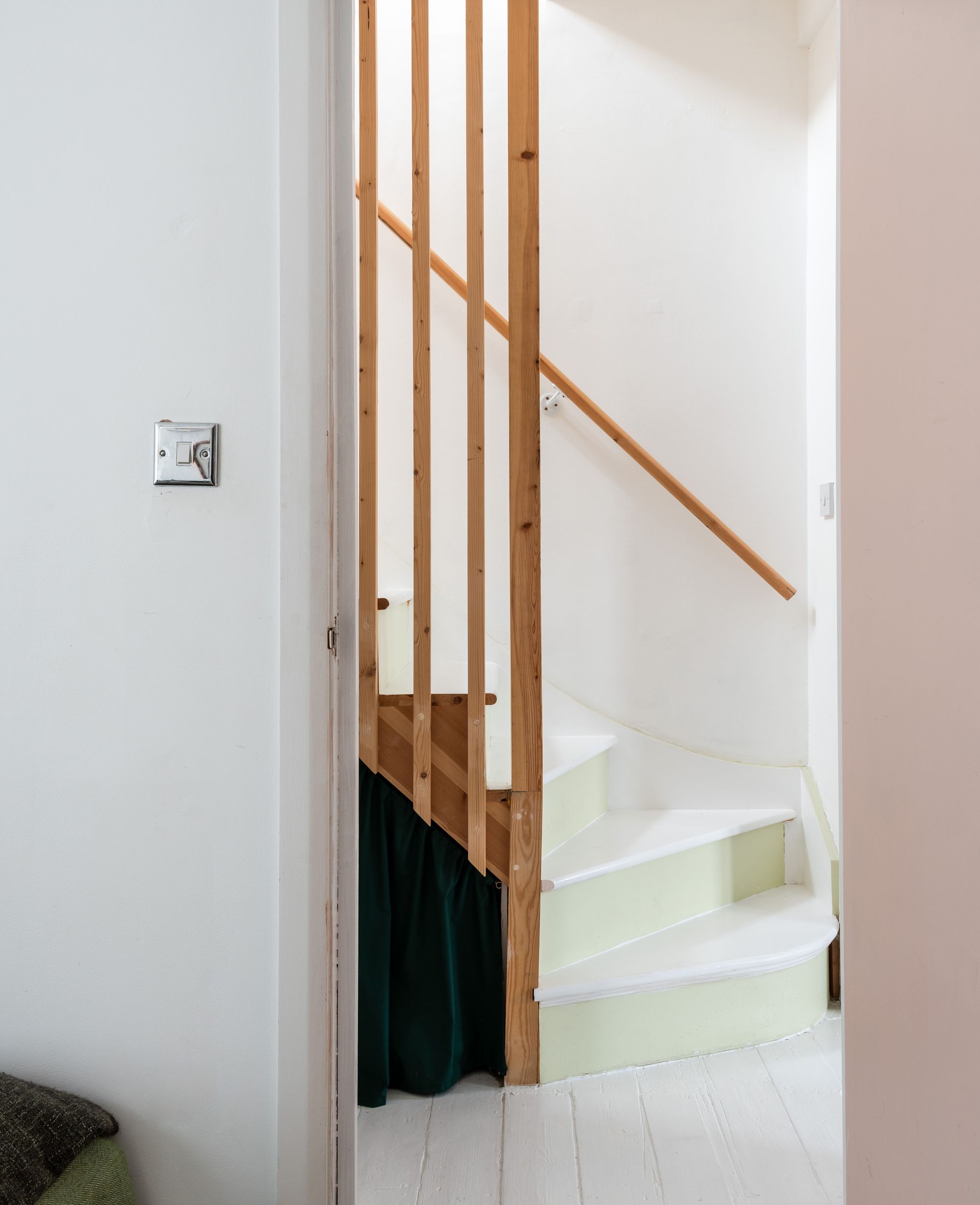 2 bed flat for sale in Millais Road, Leytonstone, London, E11  - Property Image 21