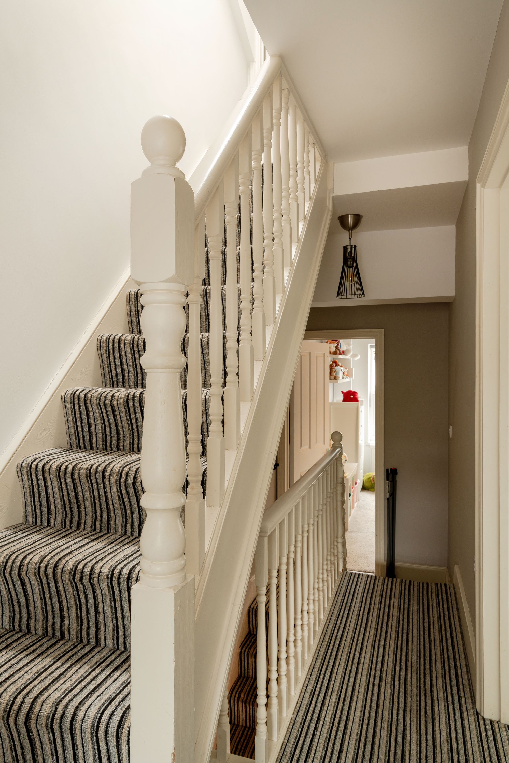 4 bed mid-terraced house for sale in Cary Road, Leytonstone, London, E11  - Property Image 18