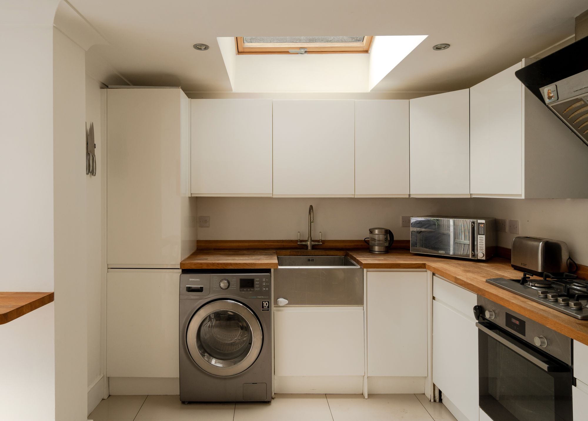 4 bed mid-terraced house for sale in Cary Road, Leytonstone, London, E11  - Property Image 9