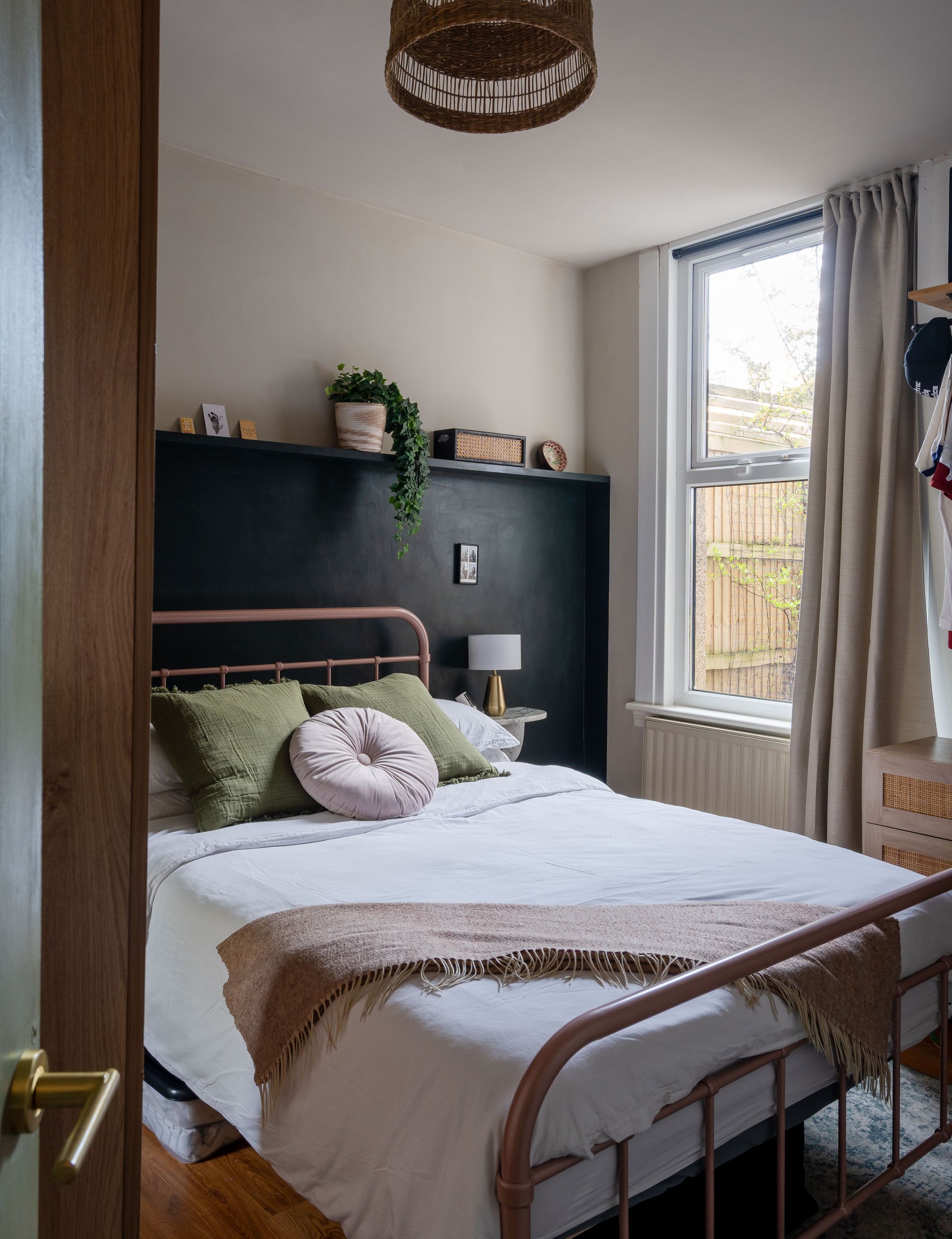 2 bed flat for sale in Melford Road, Leytonstone, London, E11  - Property Image 9