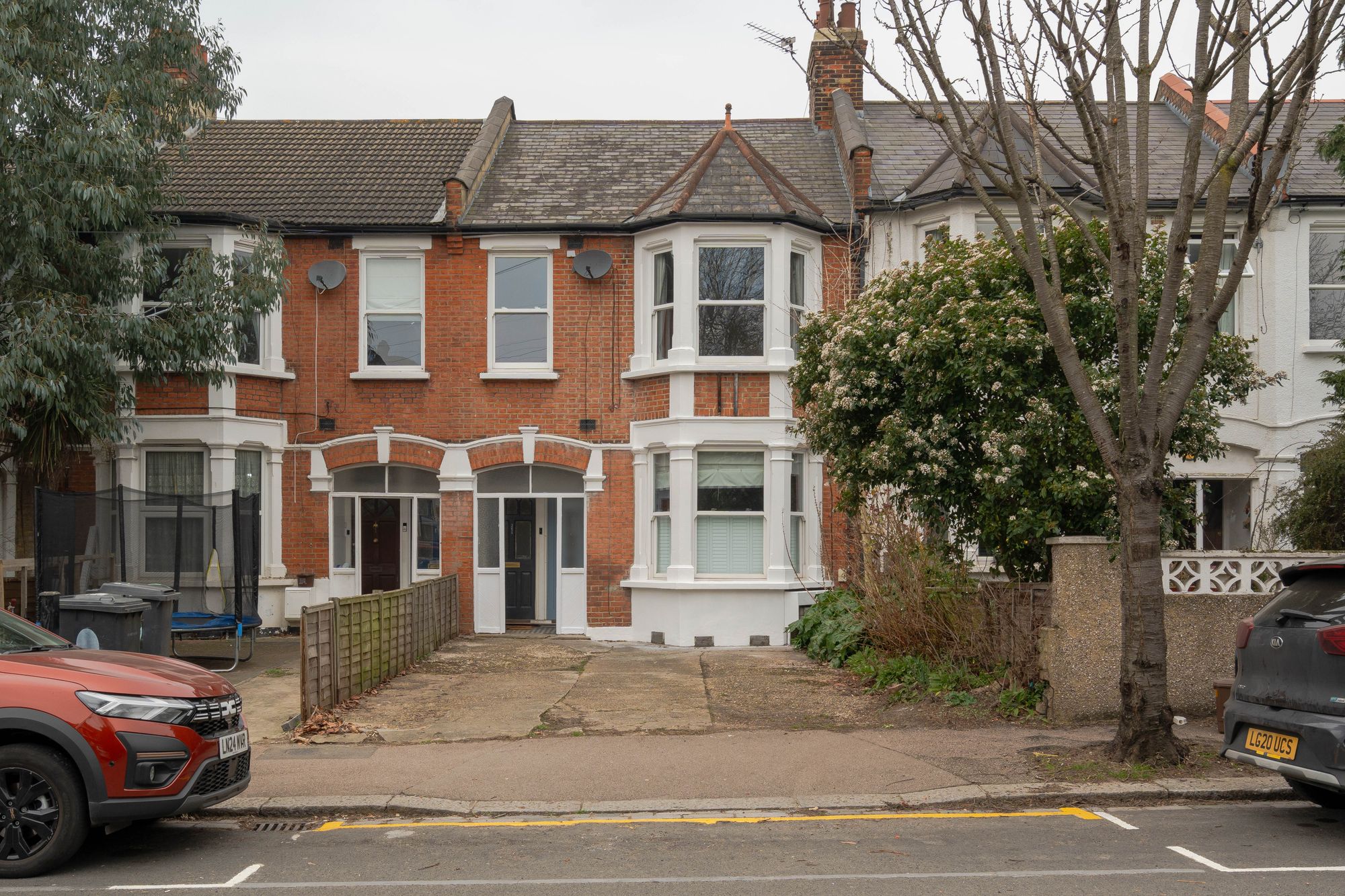 Hainault Road, Upper Leytonstone, London, E11