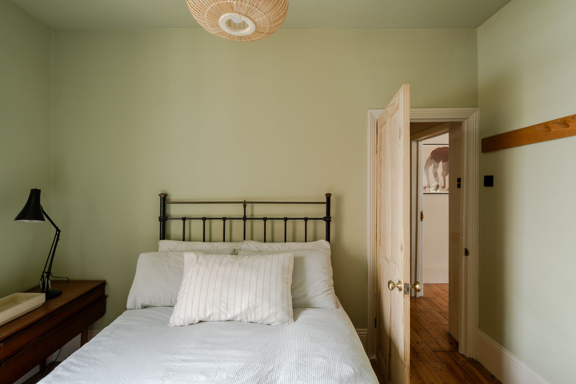 3 bed terraced house for sale in Shortlands Road, Leyton, London, E10  - Property Image 37