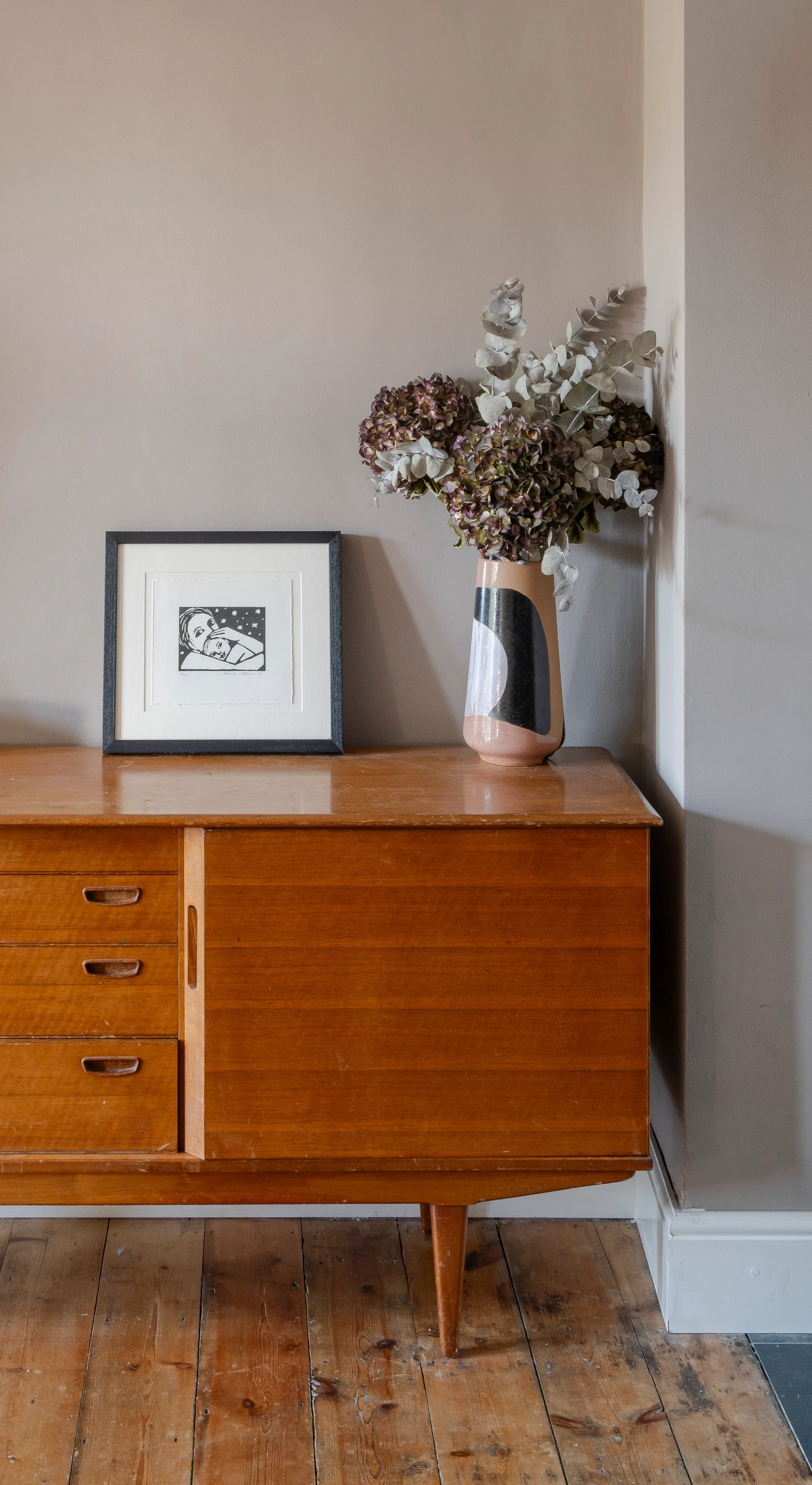 4 bed mid-terraced house for sale in Tavistock Road, Forest Gate, London, E7  - Property Image 5