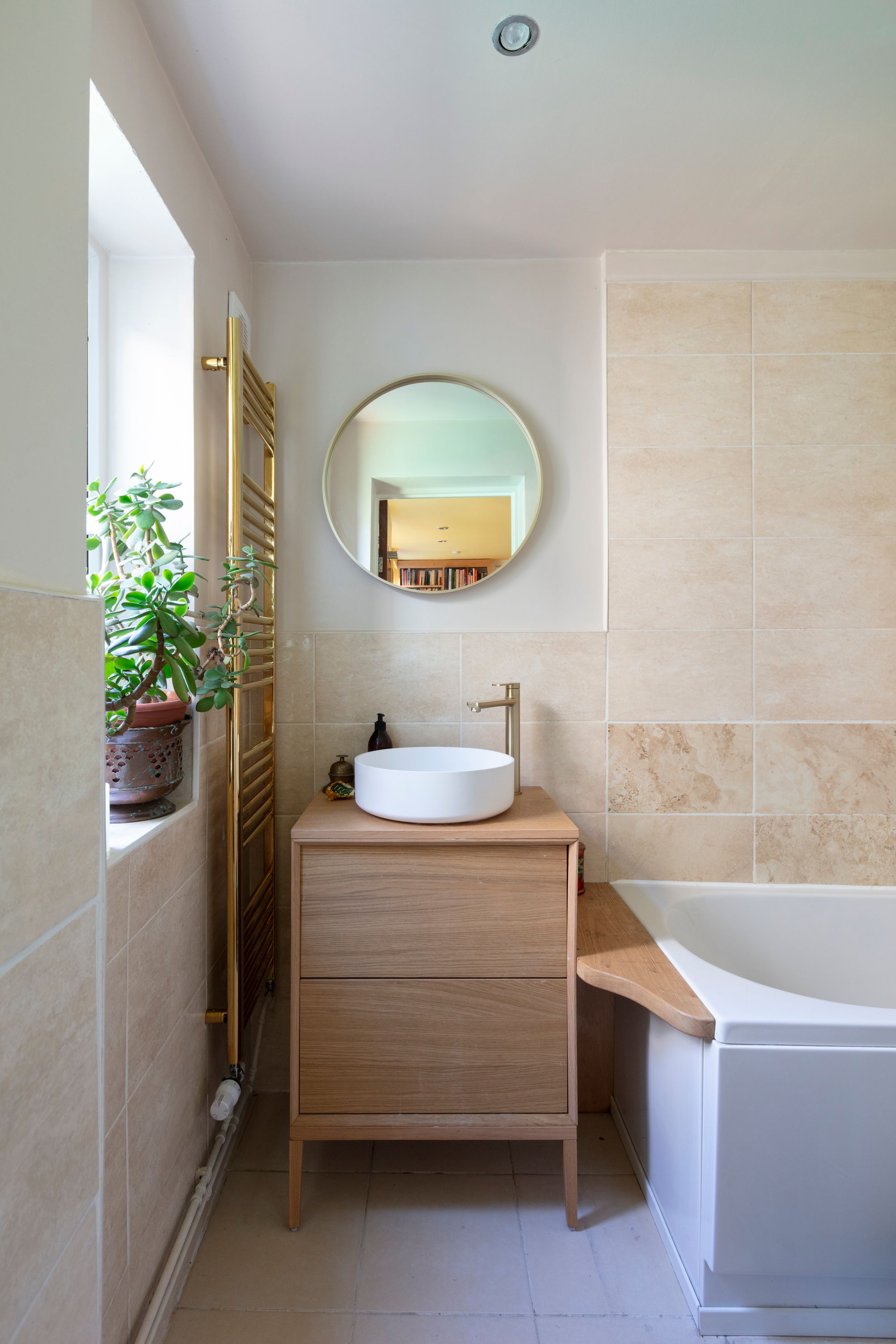 2 bed flat for sale in Millais Road, Leytonstone, London, E11  - Property Image 12