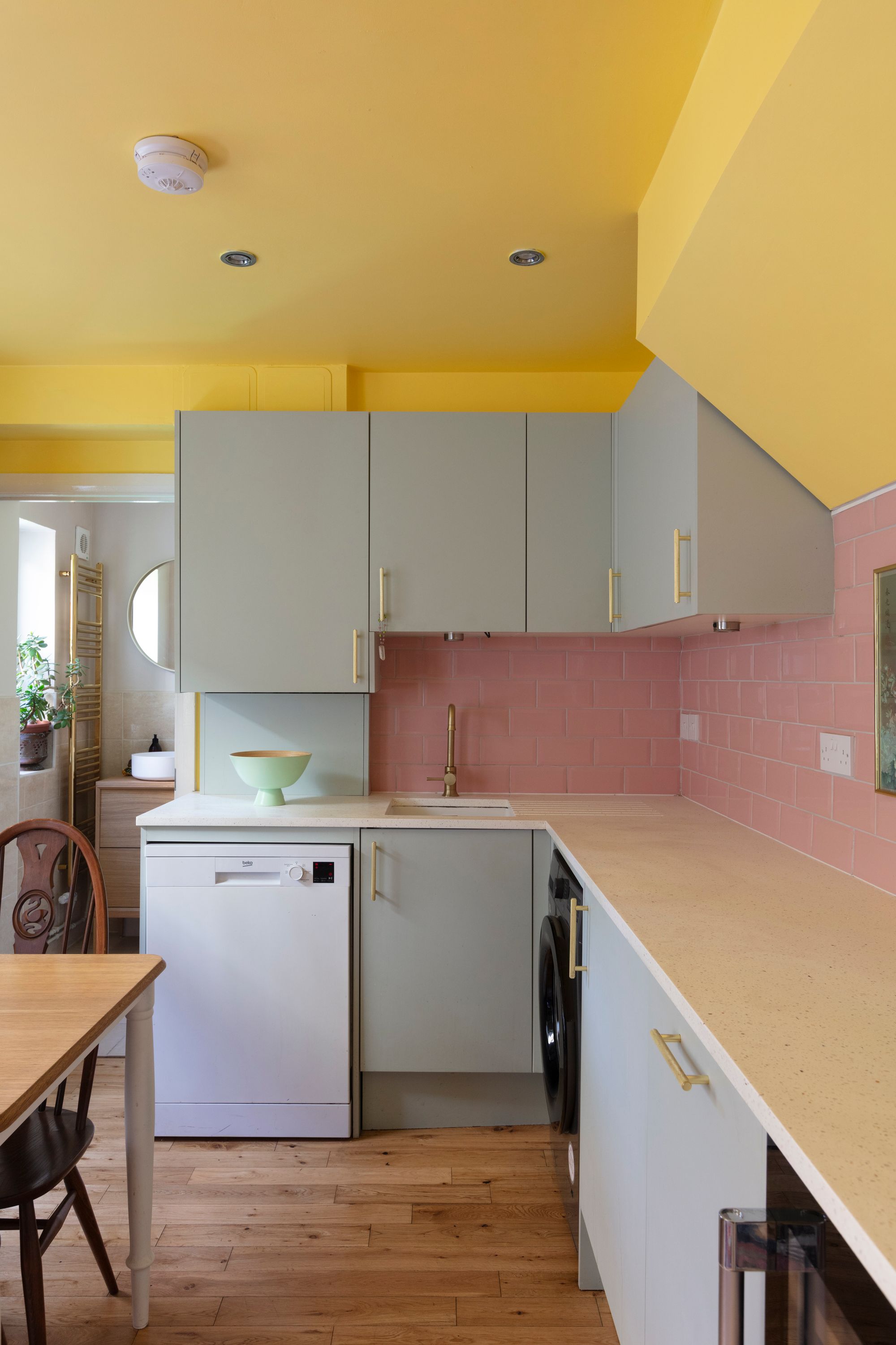 2 bed flat for sale in Millais Road, Leytonstone, London, E11  - Property Image 5