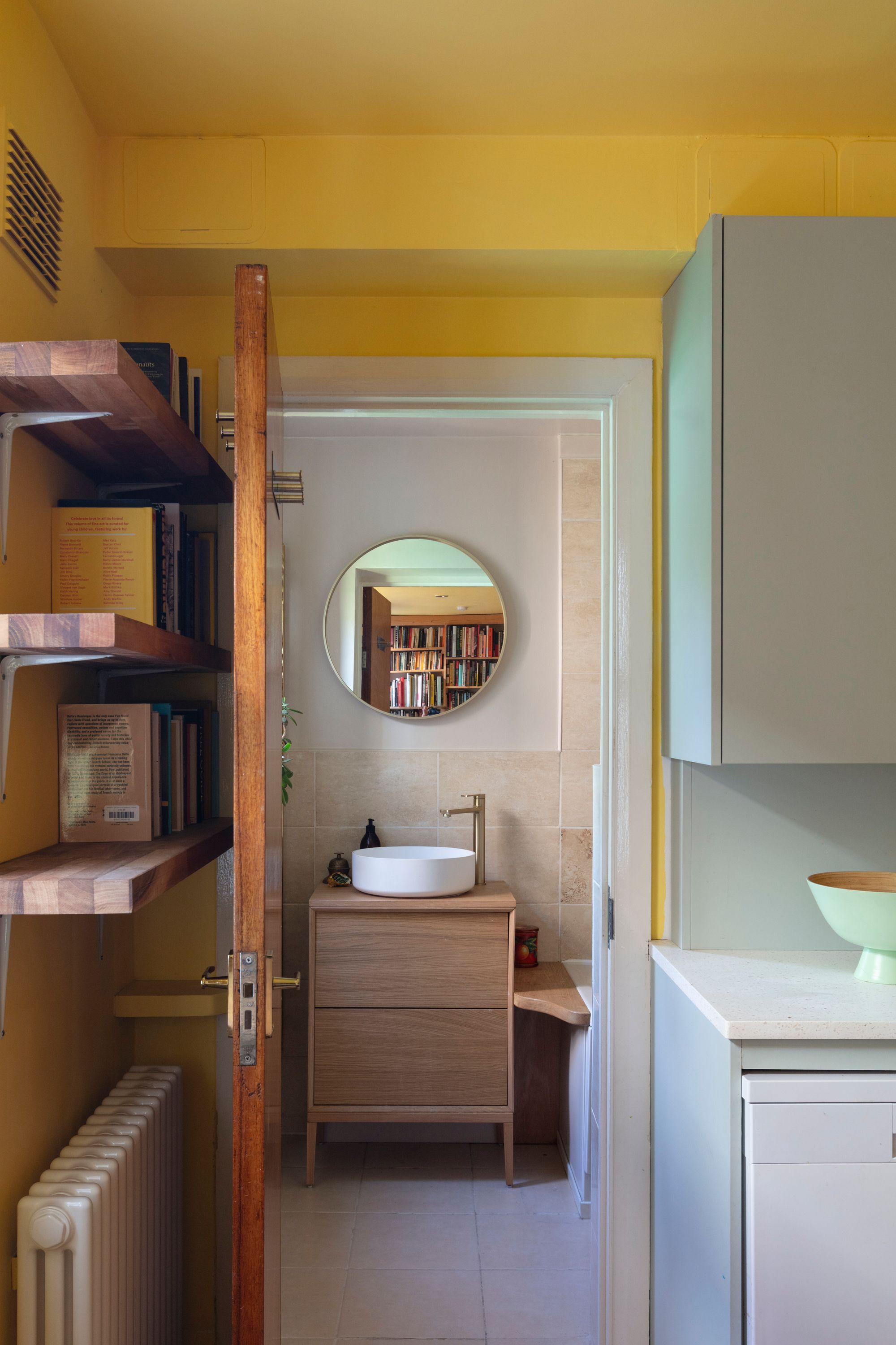 2 bed flat for sale in Millais Road, Leytonstone, London, E11  - Property Image 11