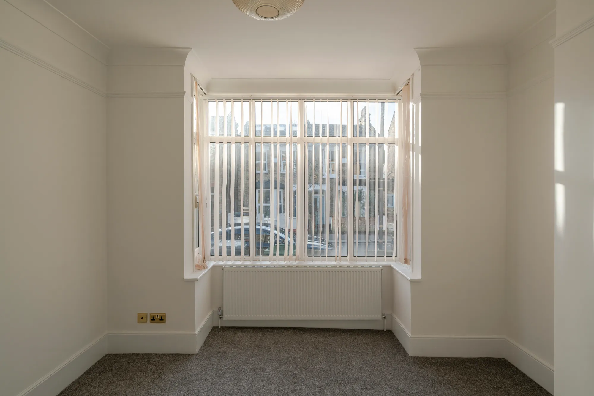 3 bed ground floor flat for sale in Barclay Road, Bushwood, London, E11  - Property Image 13