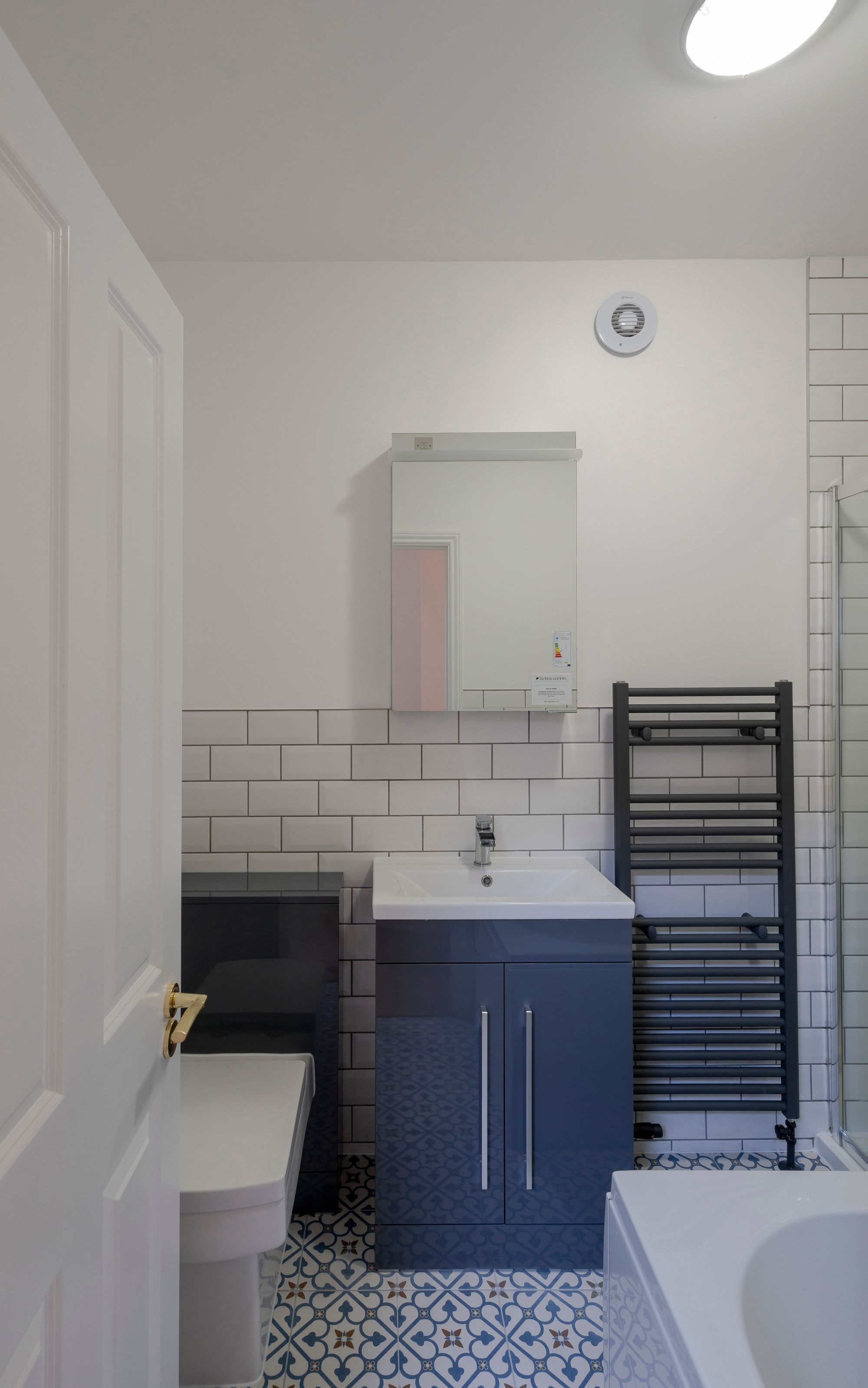 3 bed ground floor flat for sale in Barclay Road, Bushwood, London, E11  - Property Image 21