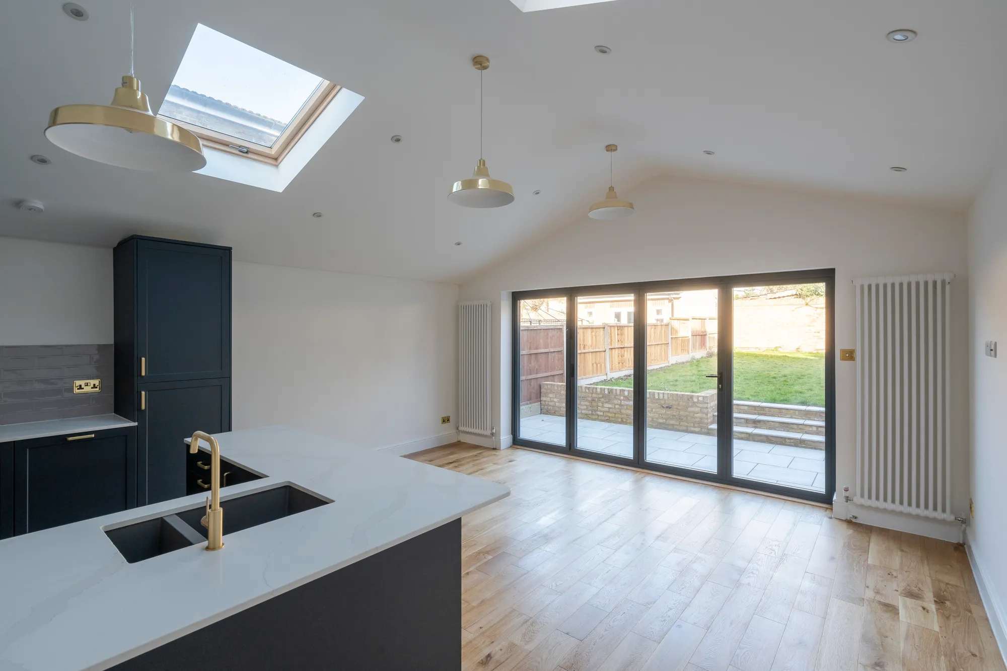 3 bed ground floor flat for sale in Barclay Road, Bushwood, London, E11  - Property Image 6