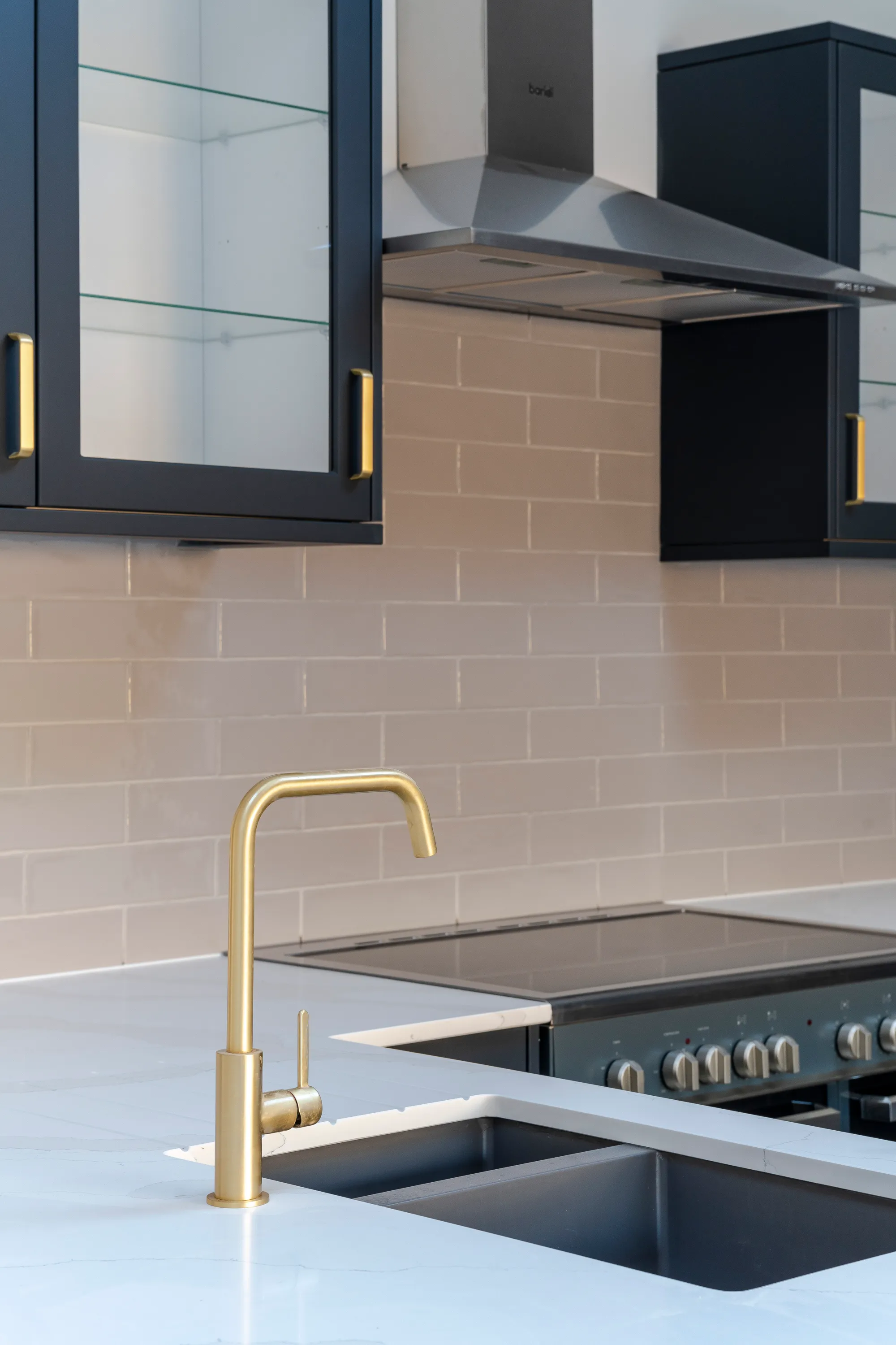 3 bed ground floor flat for sale in Barclay Road, Bushwood, London, E11  - Property Image 10