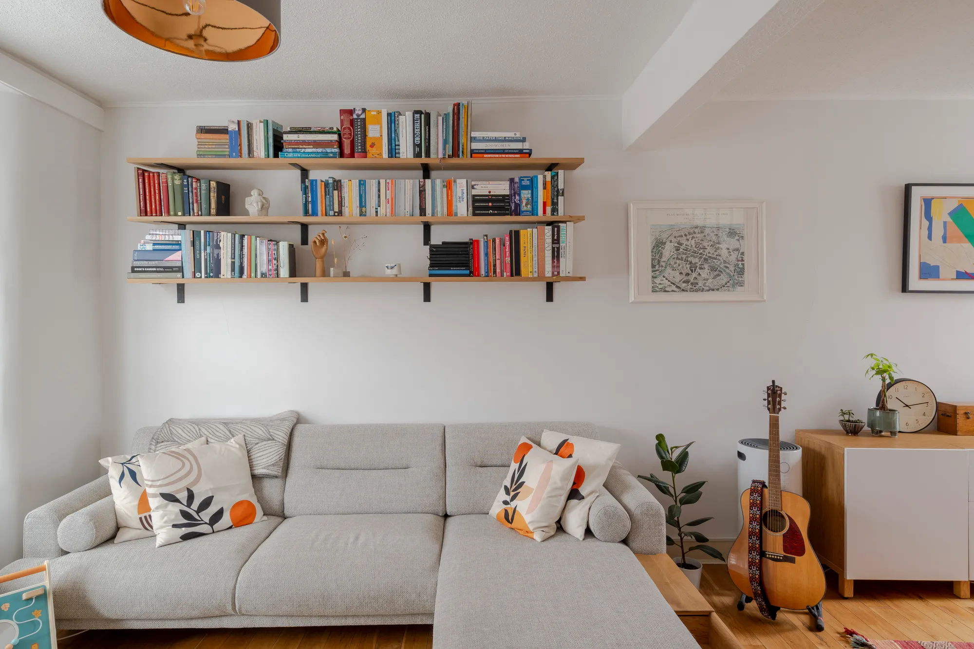 2 bed mid-terraced house for sale in Oakdale Road, Leytonstone, London, E11  - Property Image 2