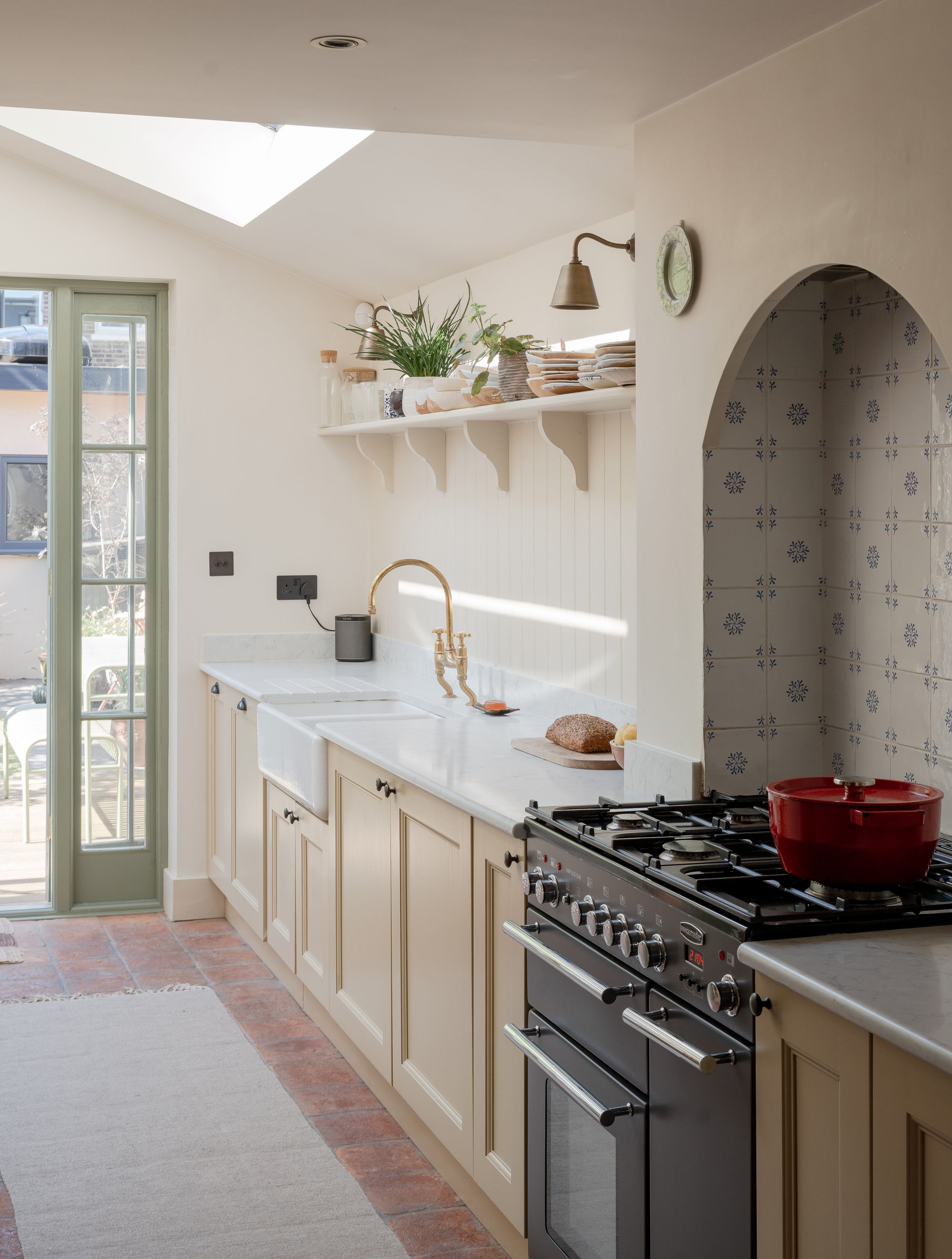 3 bed mid-terraced house for sale in Burchell Road, Leyton, London, E10  - Property Image 15