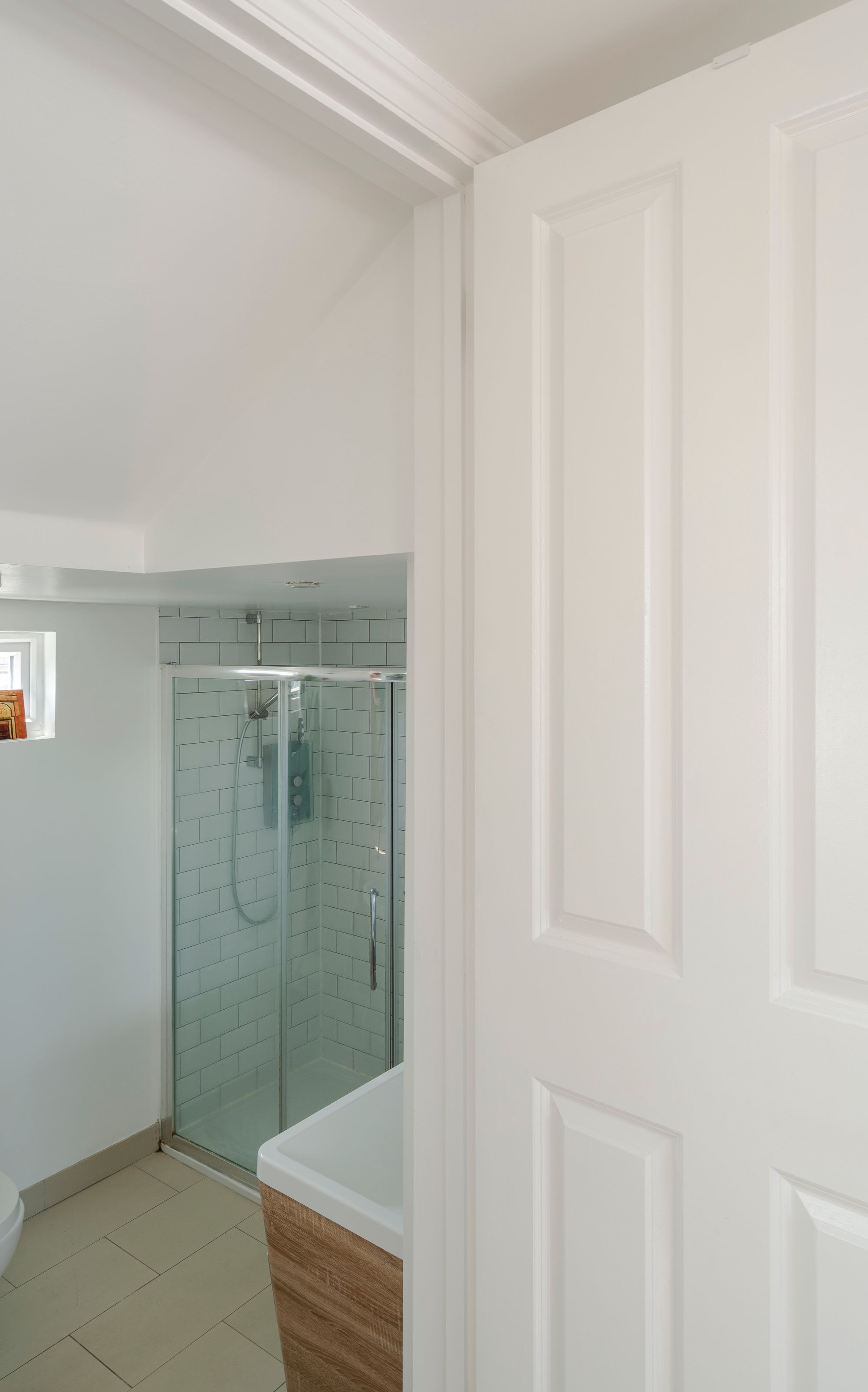 4 bed mid-terraced house for sale in Napier Road, Leytonstone, London, E11  - Property Image 35