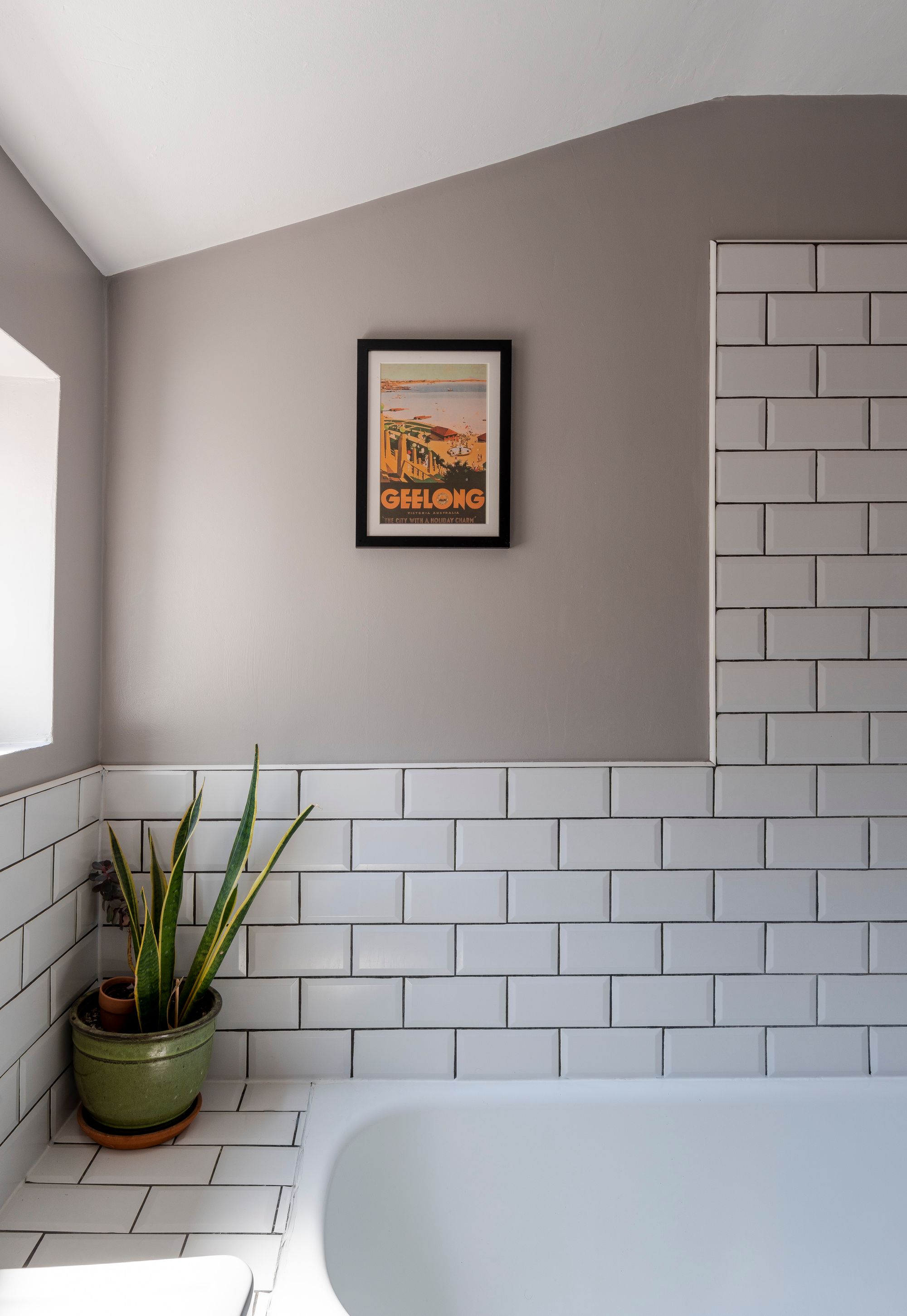 4 bed mid-terraced house for sale in Napier Road, Leytonstone, London, E11  - Property Image 29