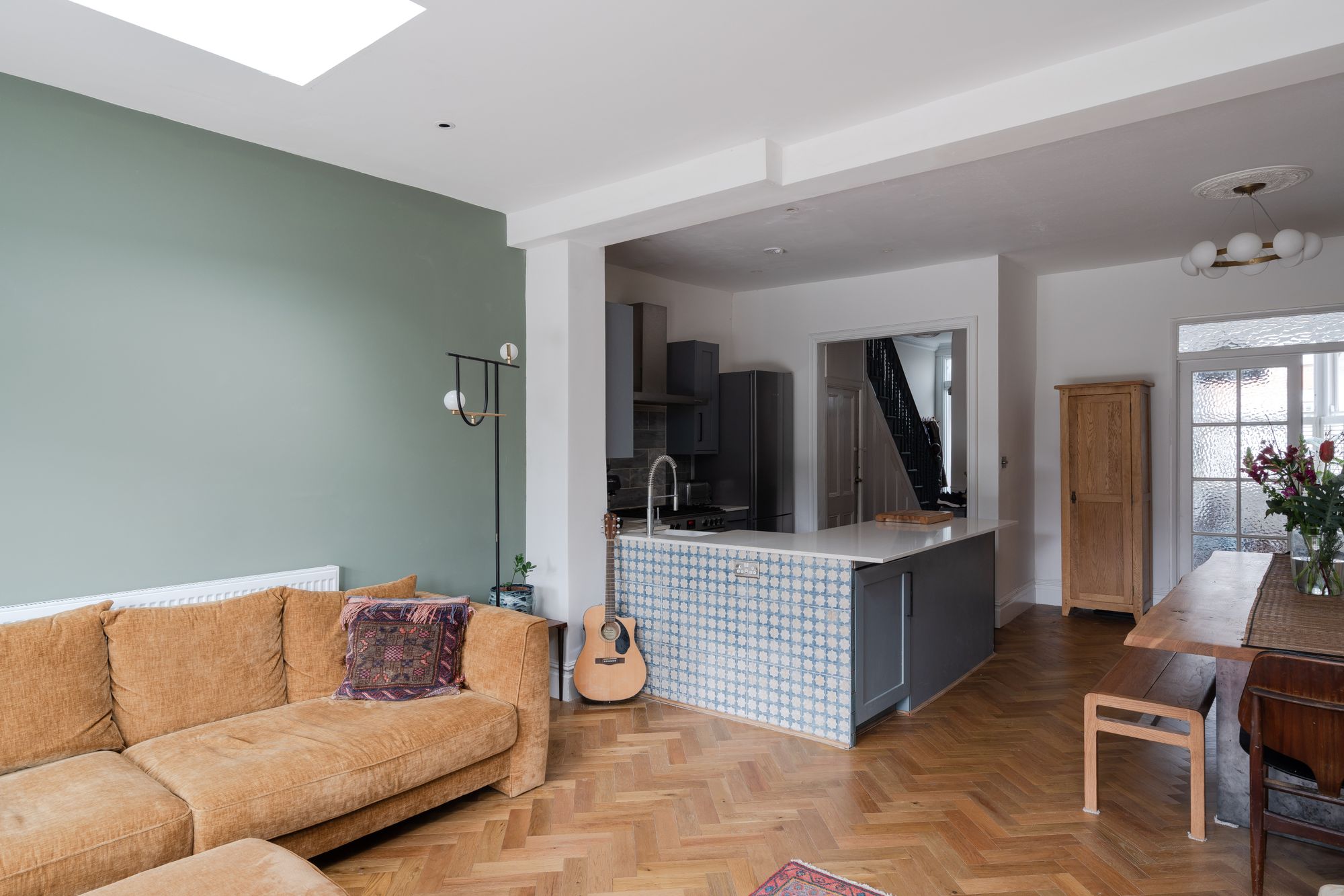 4 bed semi-detached house for sale in Woodlands Avenue, Aldersbrook, London, E11  - Property Image 17