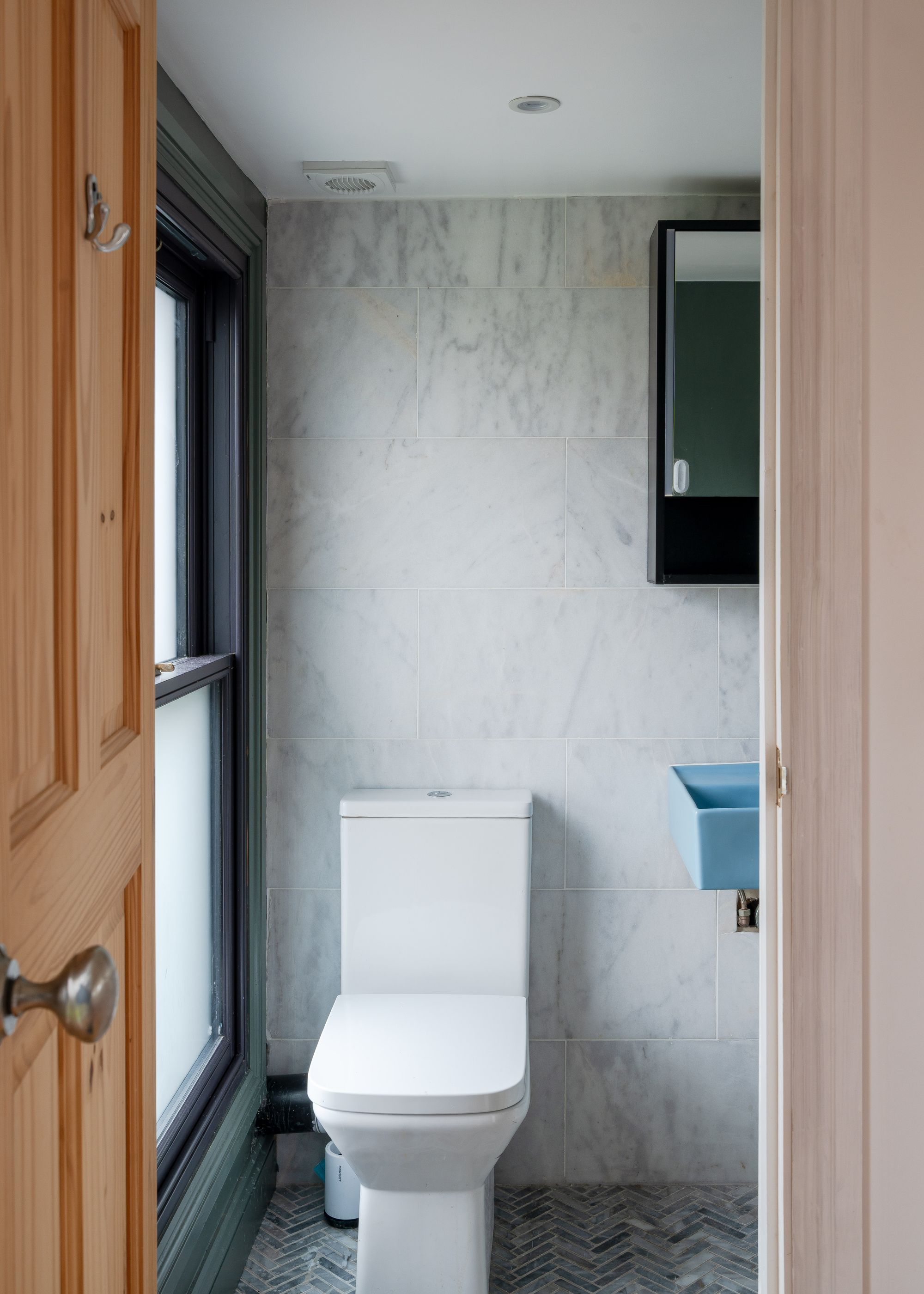 4 bed semi-detached house for sale in Woodlands Avenue, Aldersbrook, London, E11  - Property Image 37