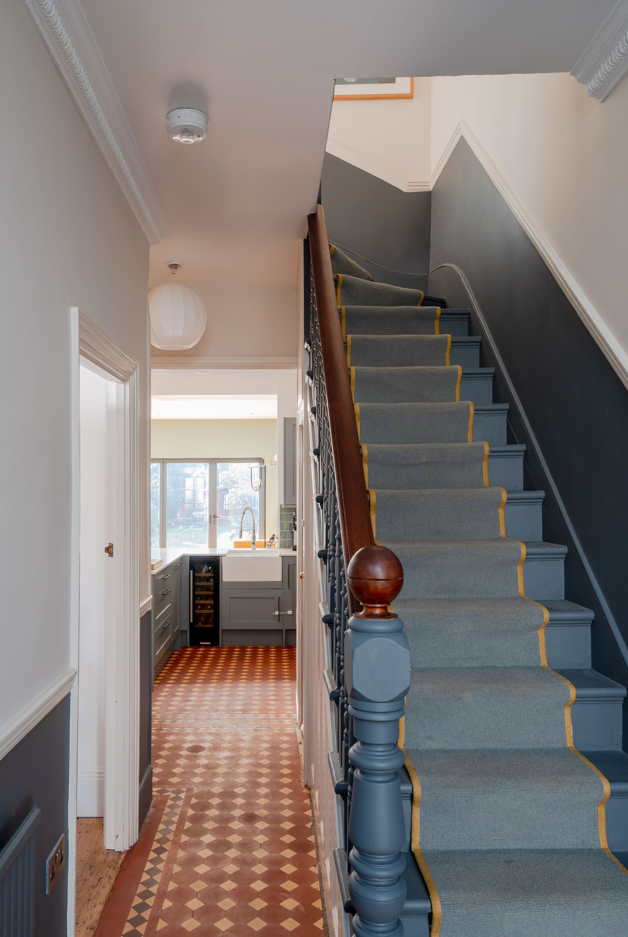 4 bed semi-detached house for sale in Woodlands Avenue, Aldersbrook, London, E11  - Property Image 10