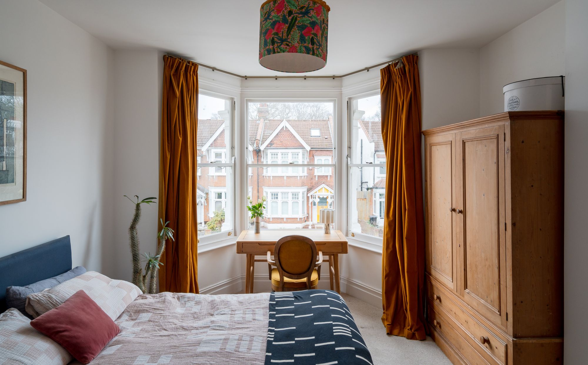 4 bed semi-detached house for sale in Woodlands Avenue, Aldersbrook, London, E11  - Property Image 19