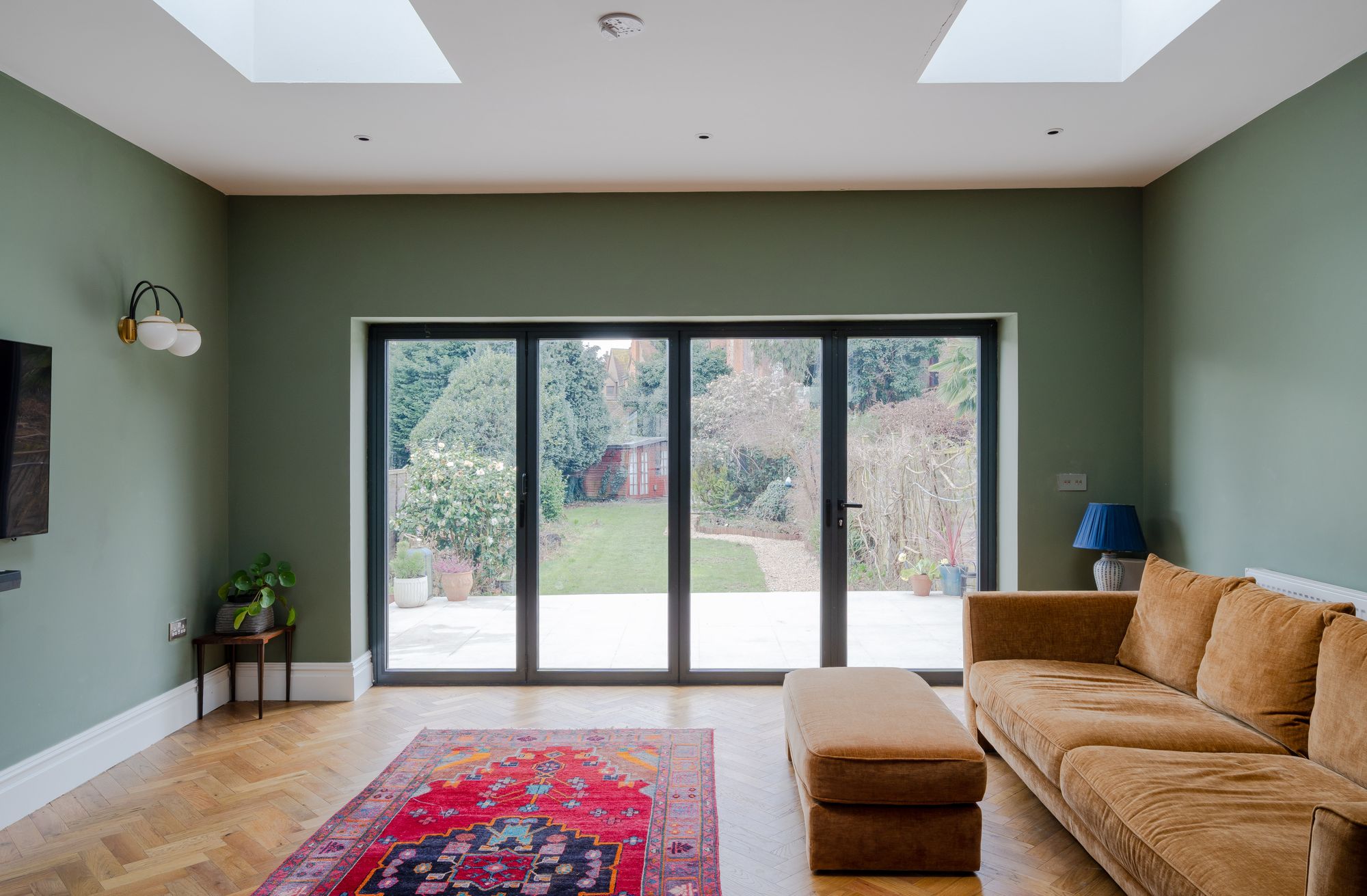 4 bed semi-detached house for sale in Woodlands Avenue, Aldersbrook, London, E11  - Property Image 2