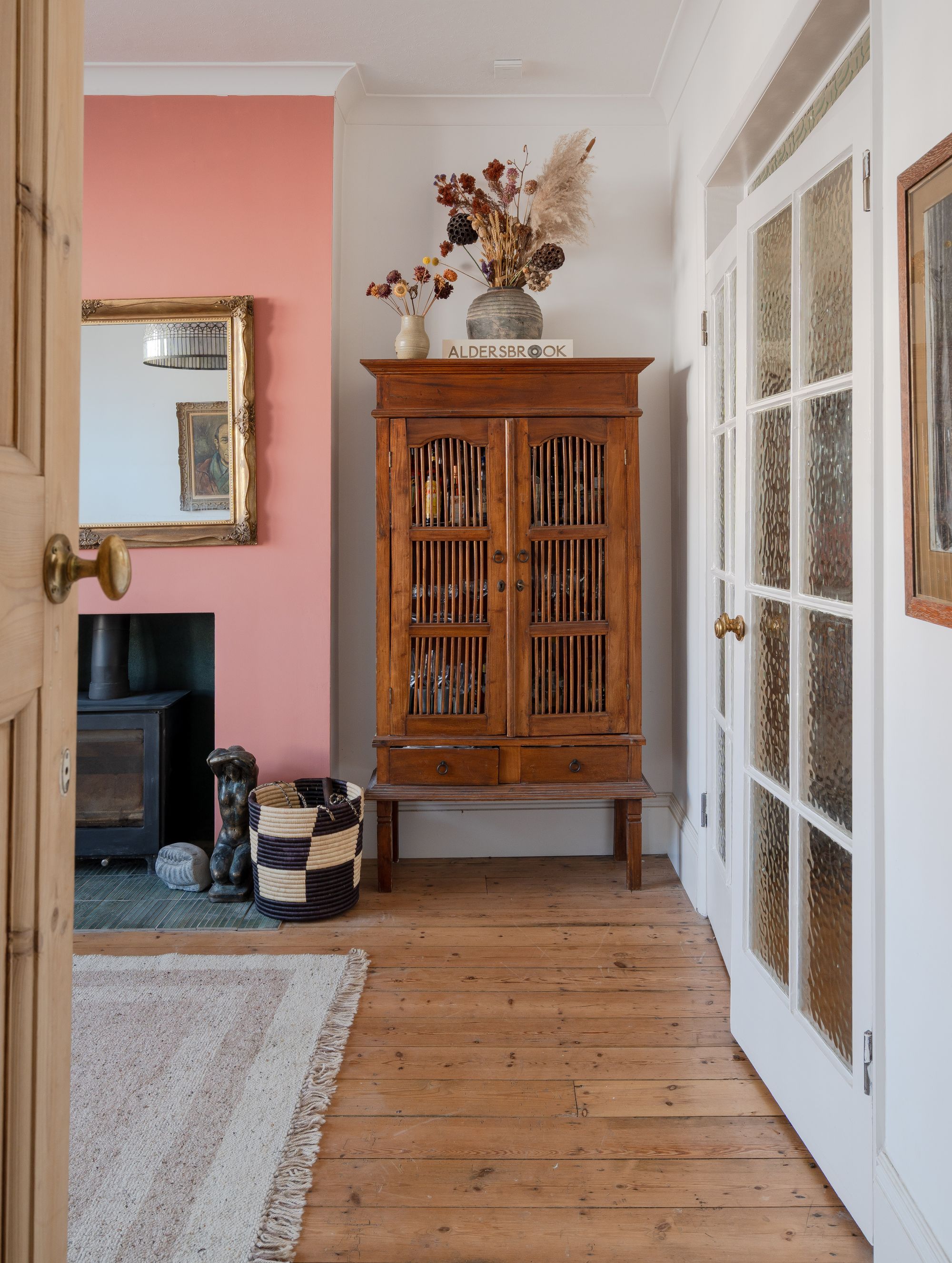 4 bed semi-detached house for sale in Woodlands Avenue, Aldersbrook, London, E11  - Property Image 7