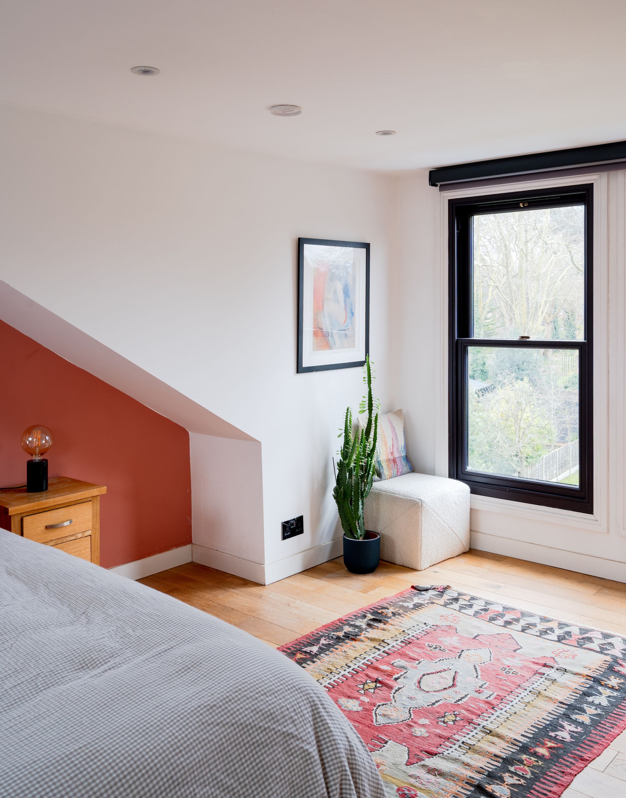 4 bed semi-detached house for sale in Woodlands Avenue, Aldersbrook, London, E11  - Property Image 35