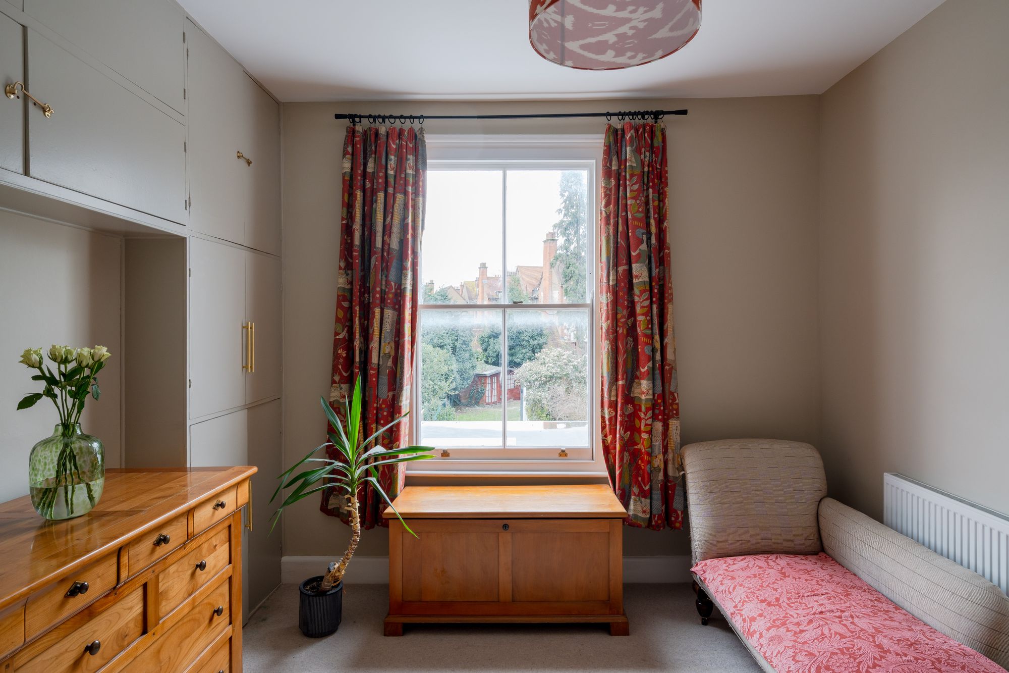4 bed semi-detached house for sale in Woodlands Avenue, Aldersbrook, London, E11  - Property Image 25