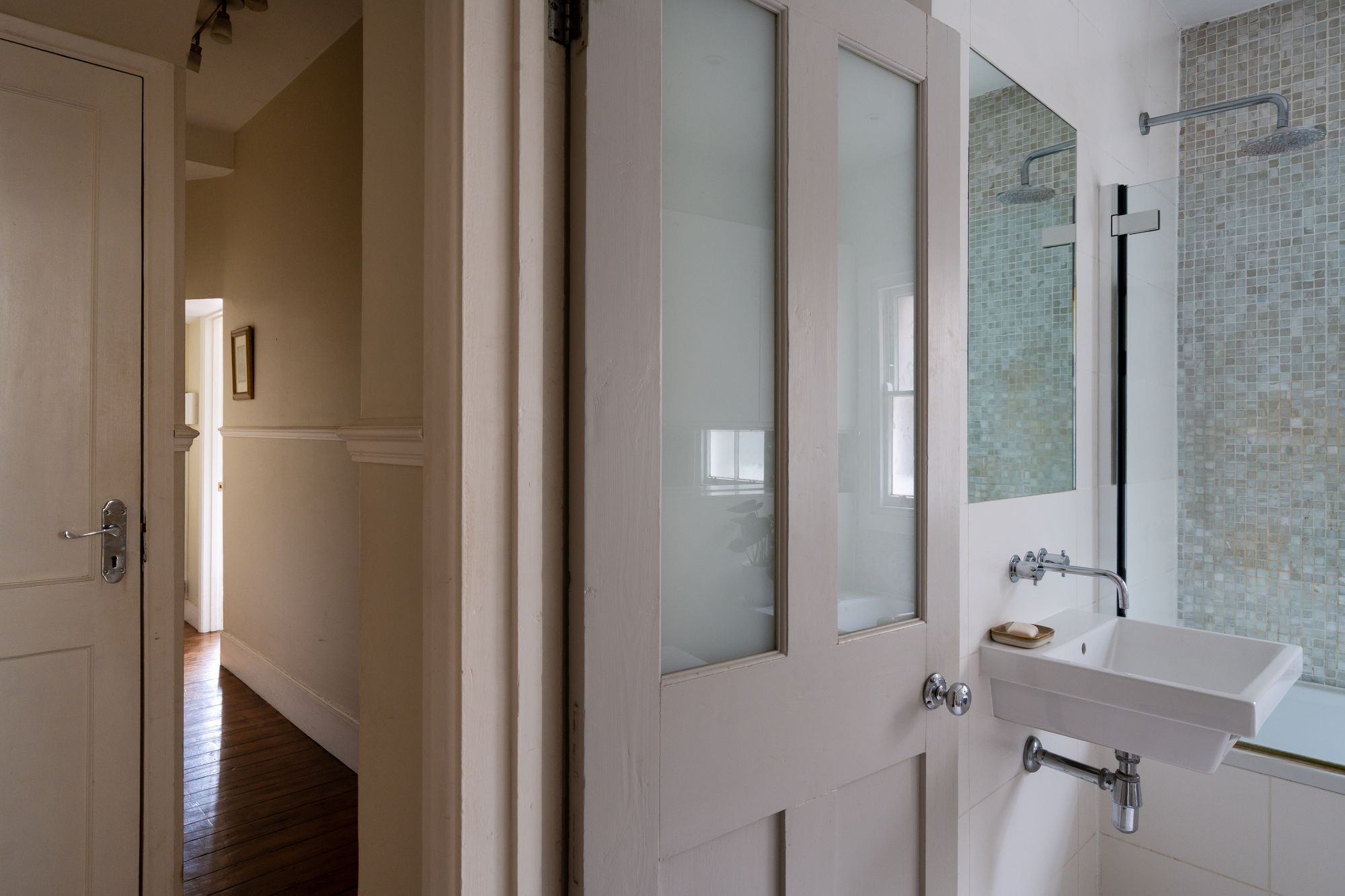 2 bed flat for sale in Leybourne Road, Bushwood, London, E11 - Property Image 14