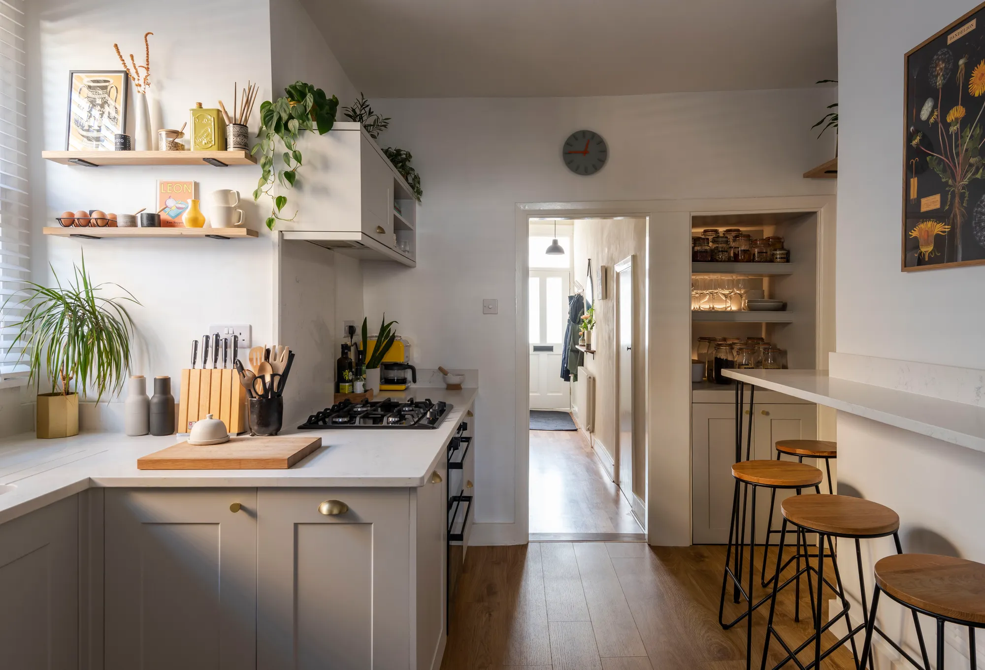 2 bed ground floor flat for sale in Scotts Road, Leyton, London, E10 - Property Image 14