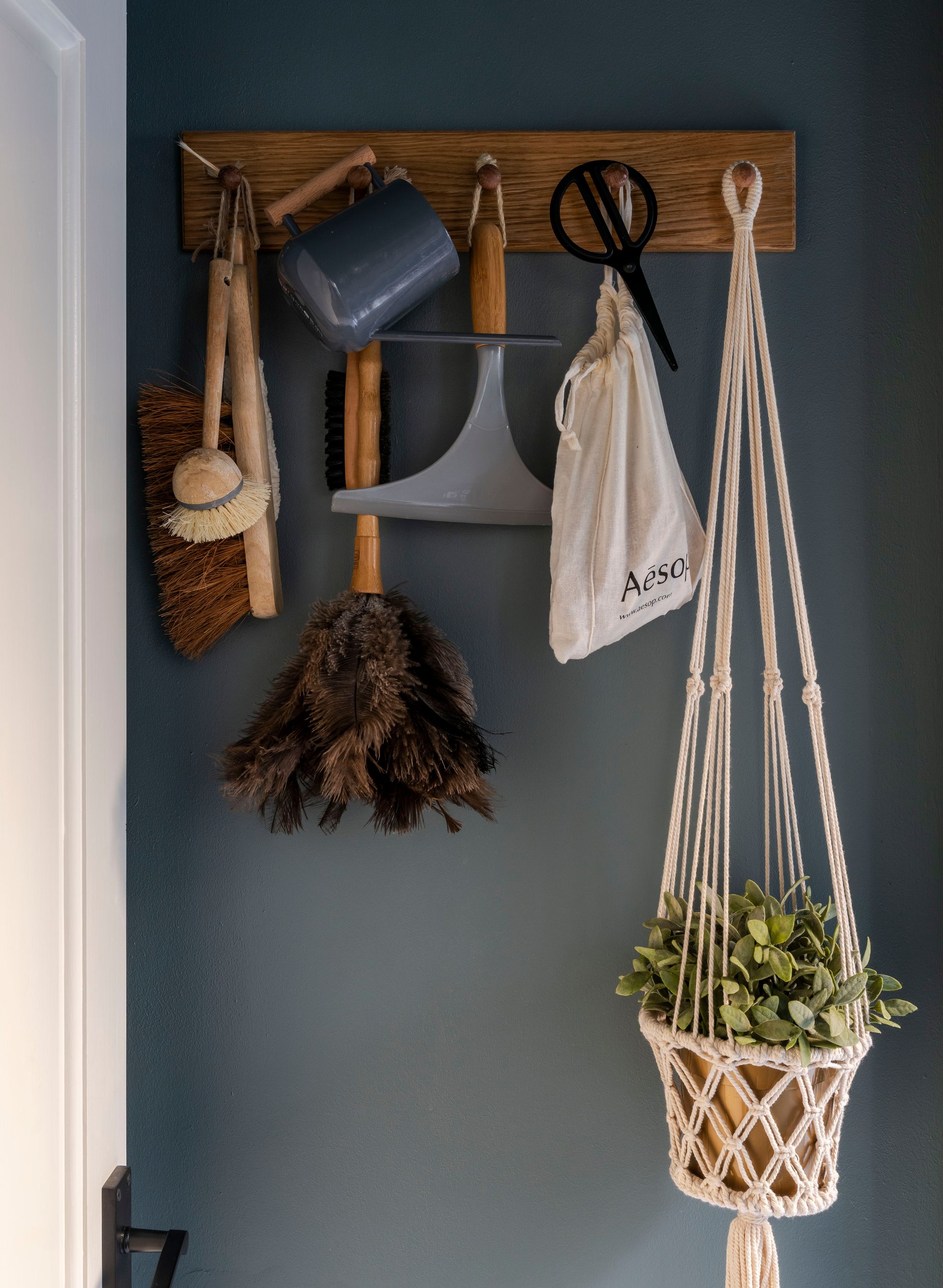 2 bed ground floor flat for sale in Scotts Road, Leyton, London, E10 - Property Image 27