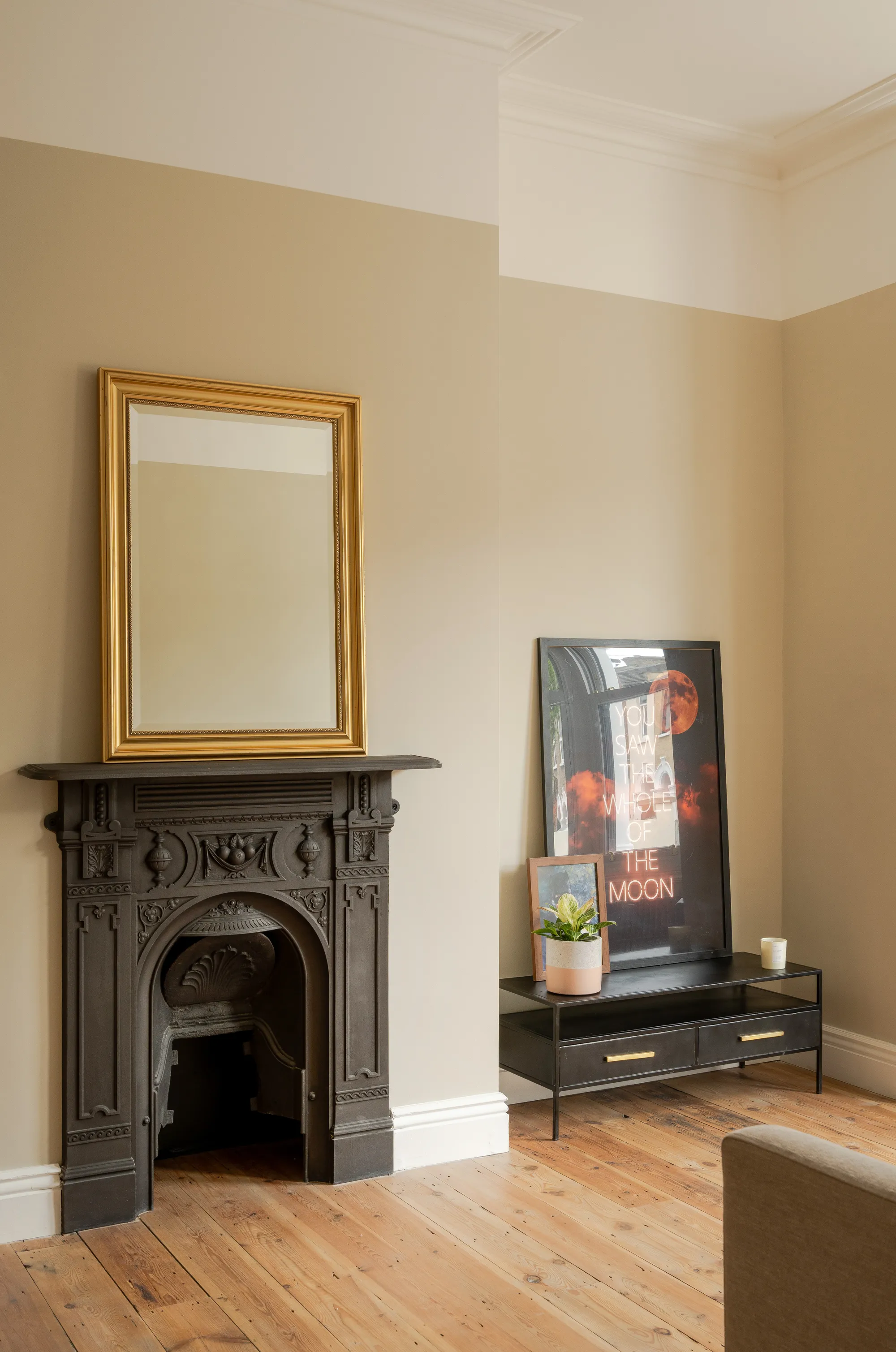 4 bed mid-terraced house for sale in Morley Road, Leyton, London, E10  - Property Image 5