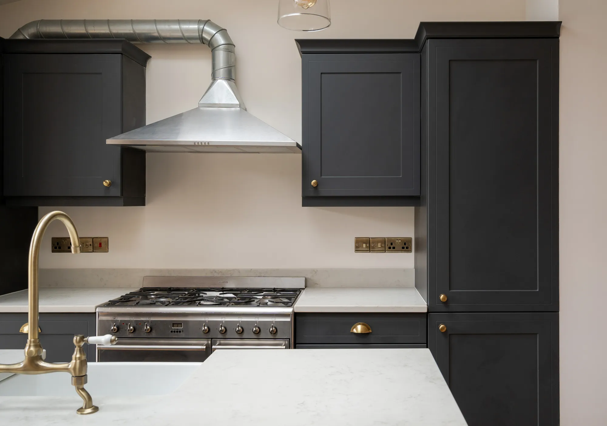 4 bed mid-terraced house for sale in Morley Road, Leyton, London, E10  - Property Image 20