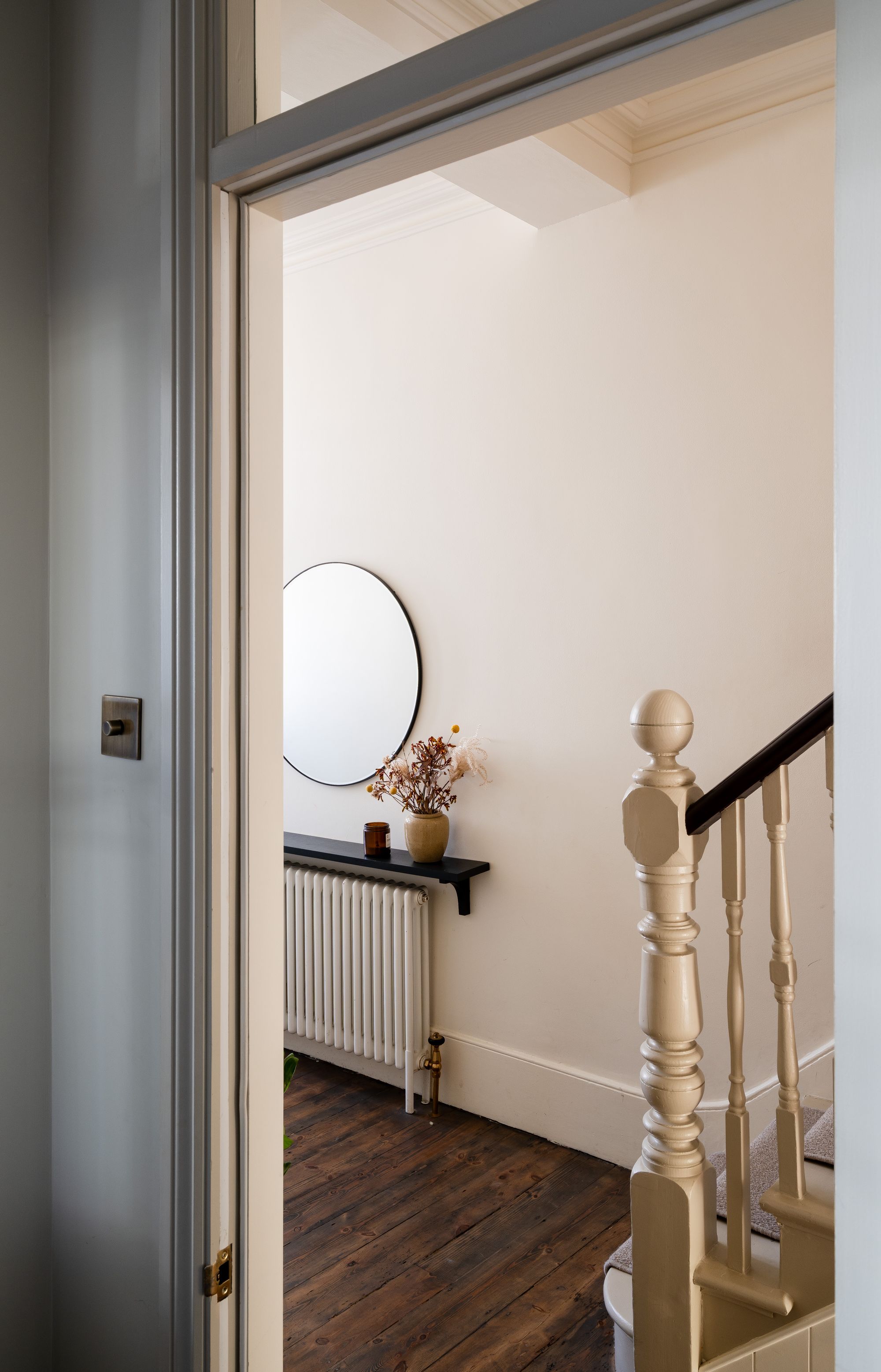 5 bed terraced house for sale in Woodville Road, Bushwood, London, E11 - Property Image 9