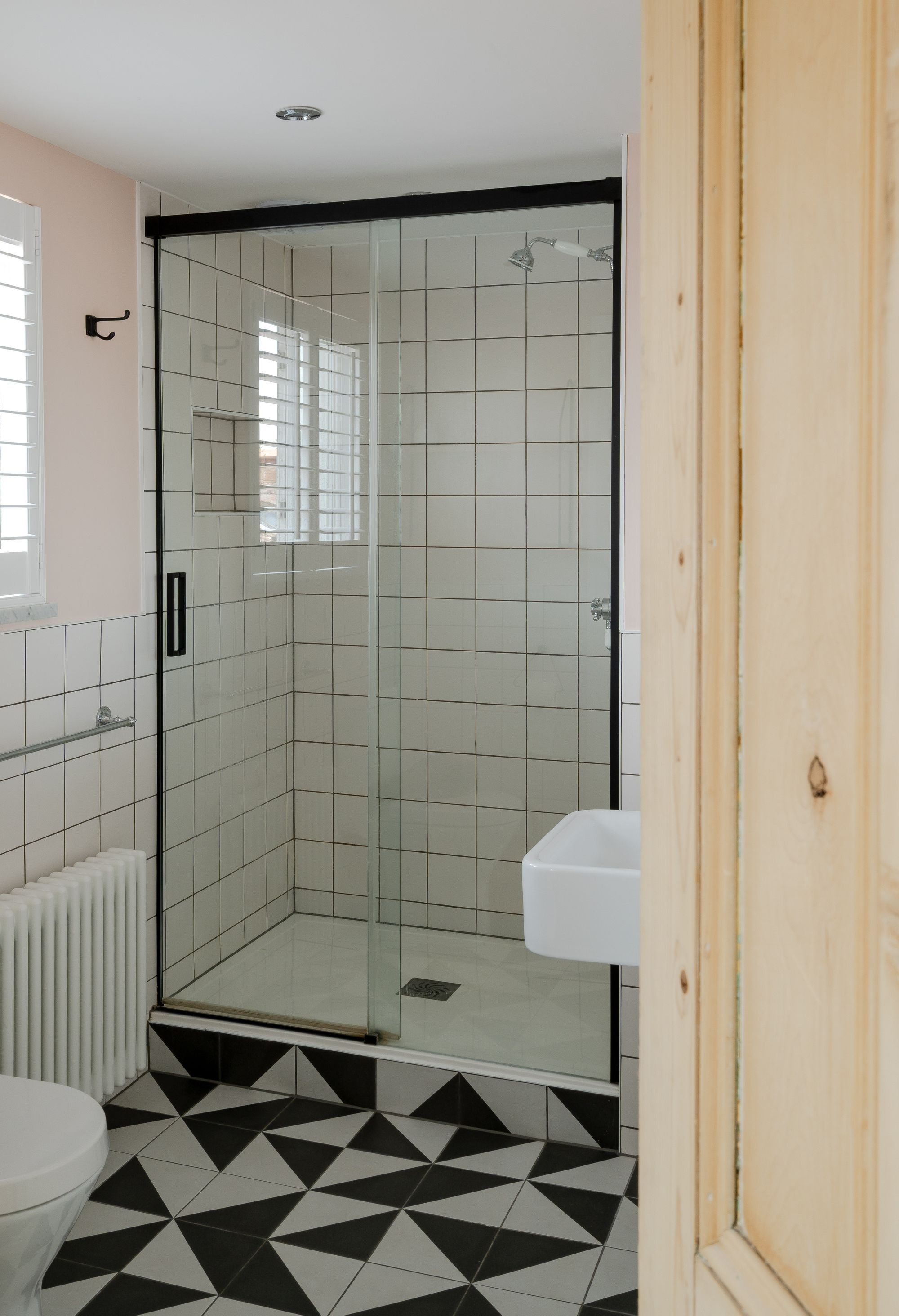 5 bed semi-detached house for sale in Dover Road, Aldersbrook, London, E12  - Property Image 46