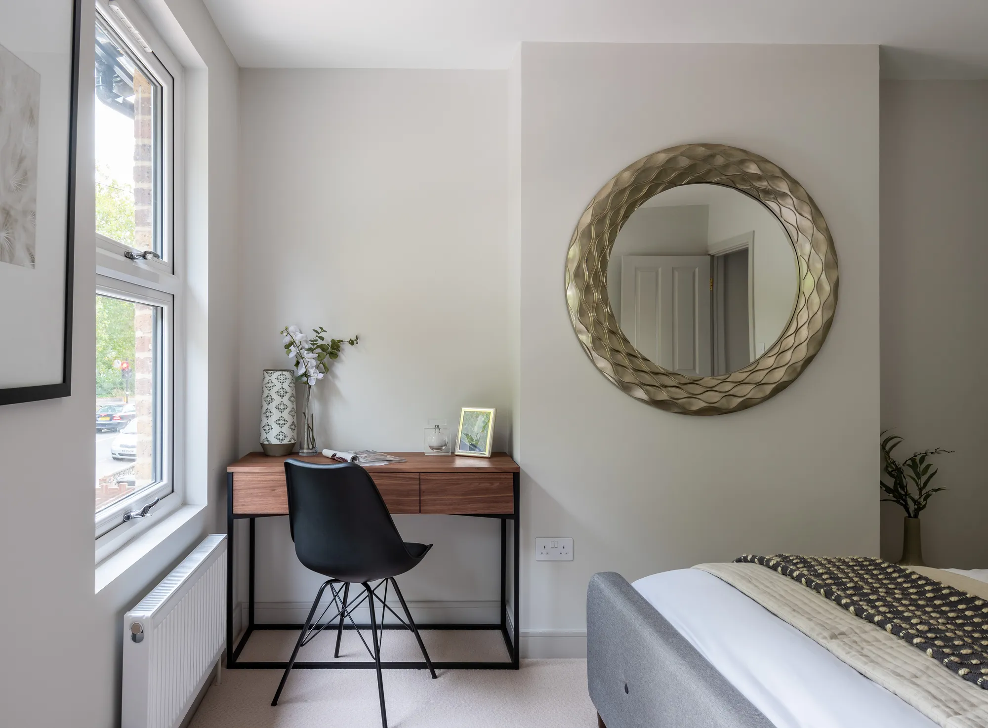 2 bed mid-terraced house for sale in Harrow Road, Leytonstone, London, E11 - Property Image 19