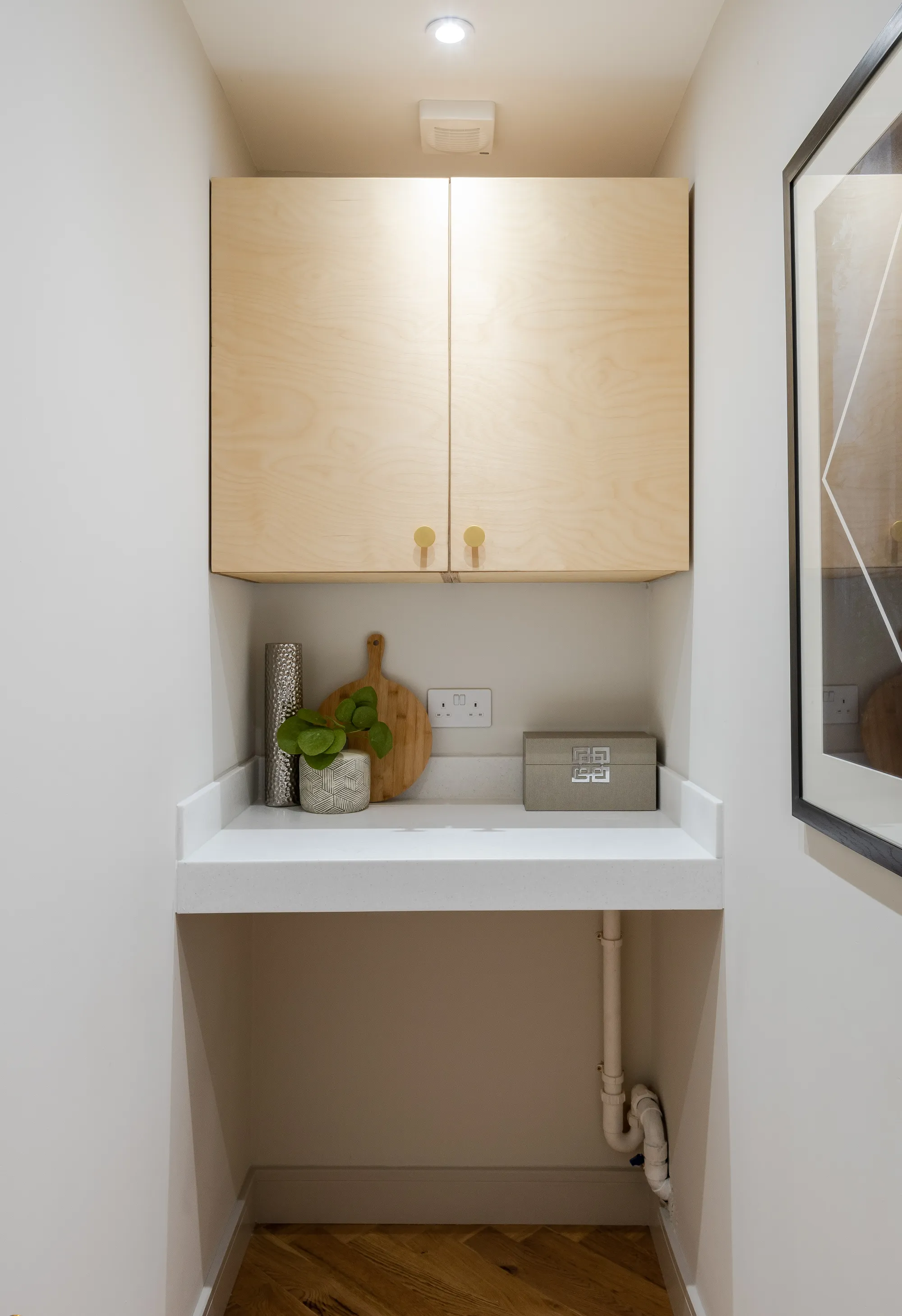 2 bed mid-terraced house for sale in Harrow Road, Leytonstone, London, E11 - Property Image 4